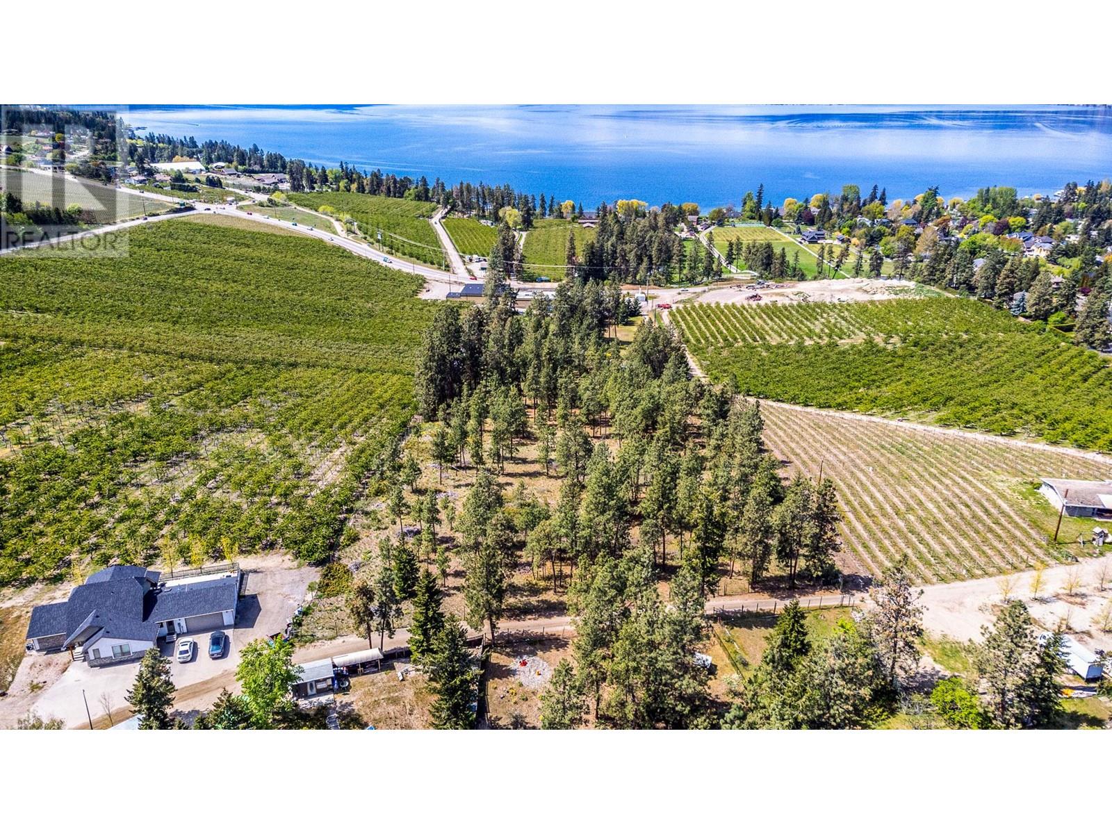 4729 Lakeshore Road - 8