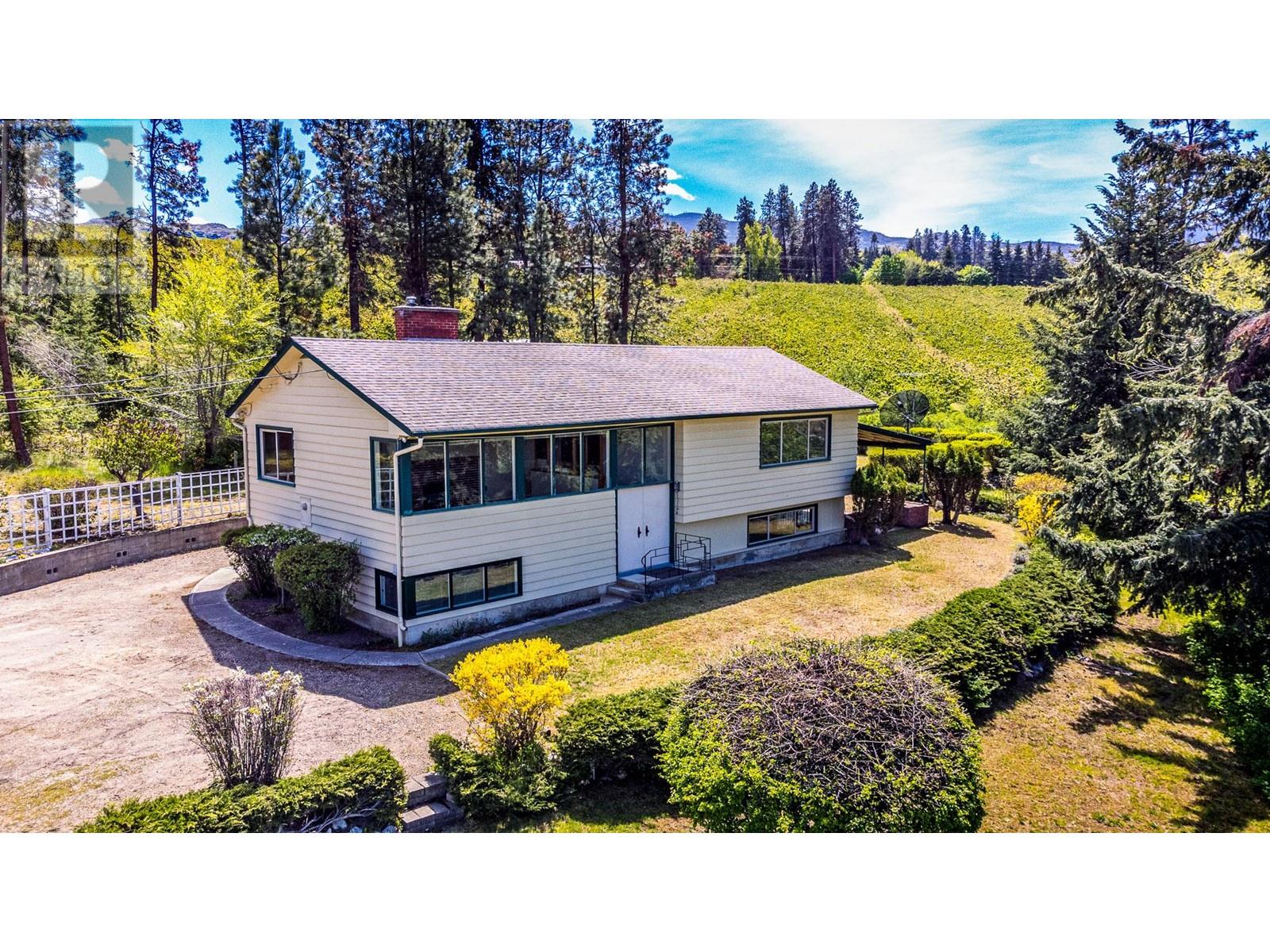  4729 Lakeshore Road, Kelowna