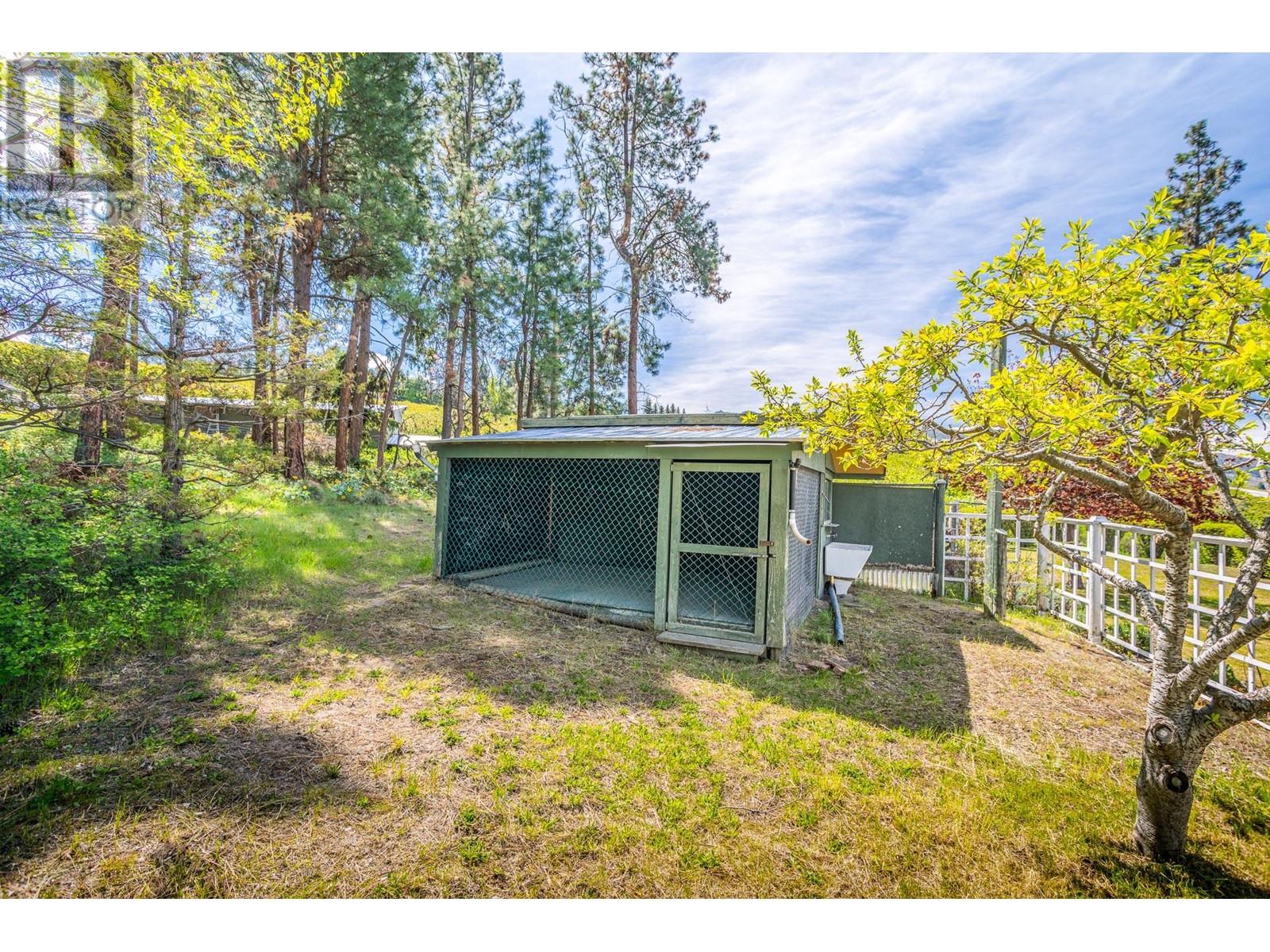 4729 Lakeshore Road - 40