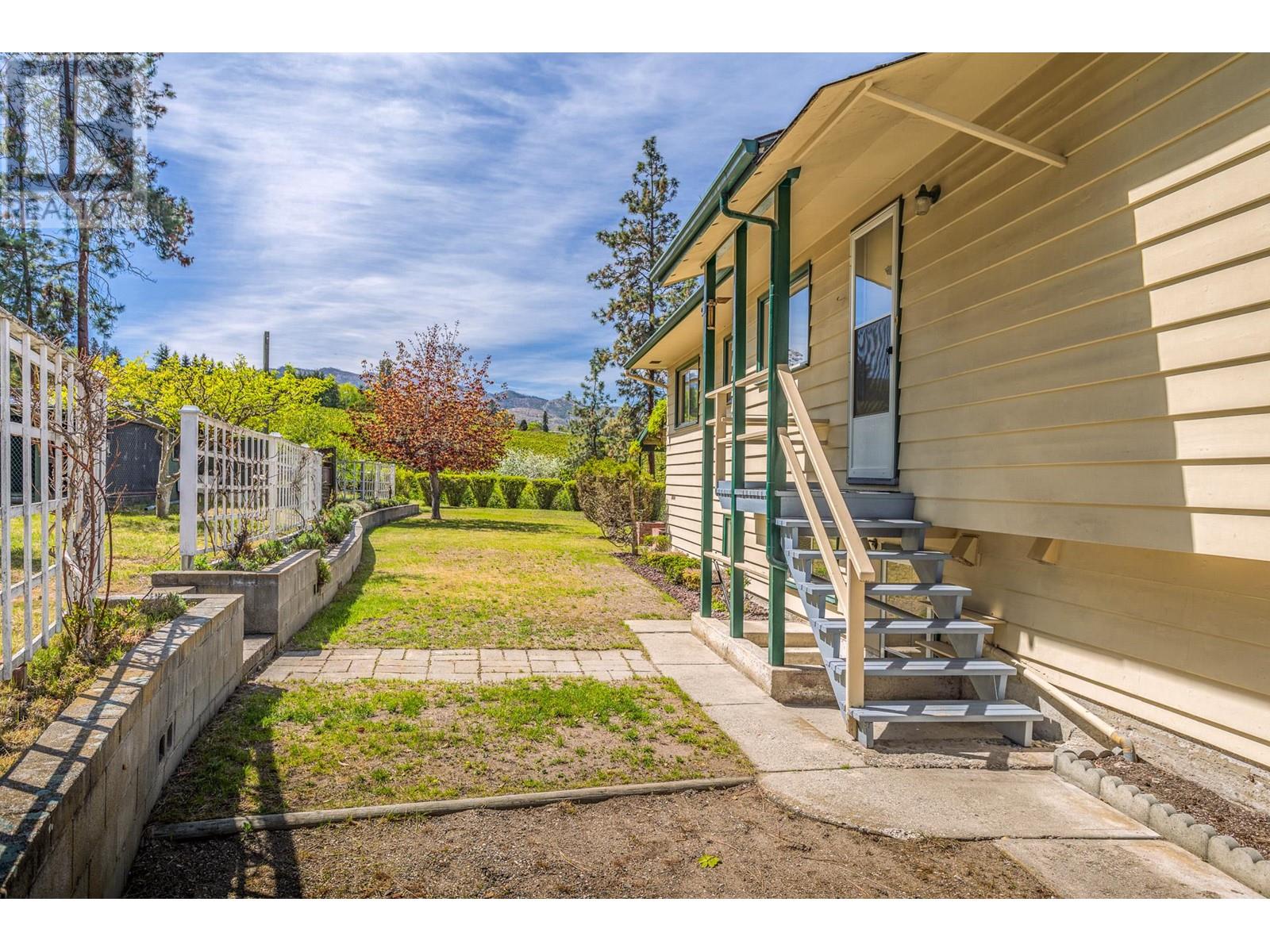 4729 Lakeshore Road - 33