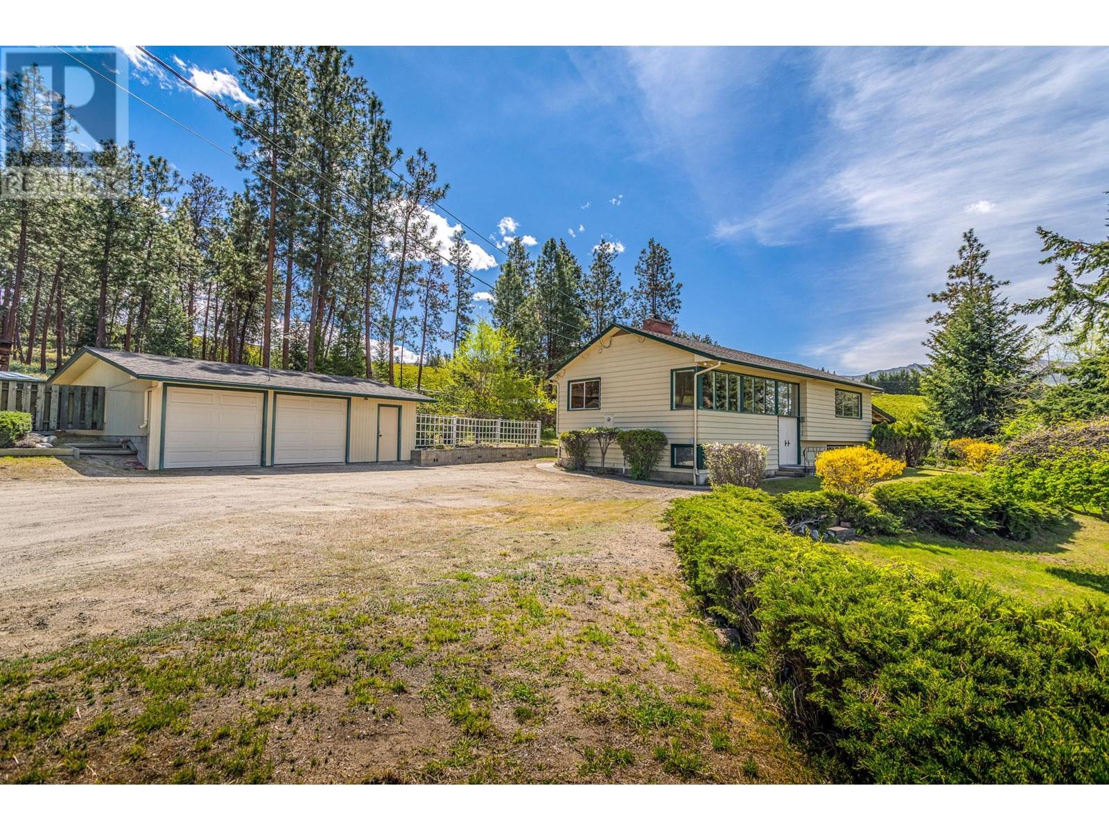  4729 Lakeshore Road, Kelowna