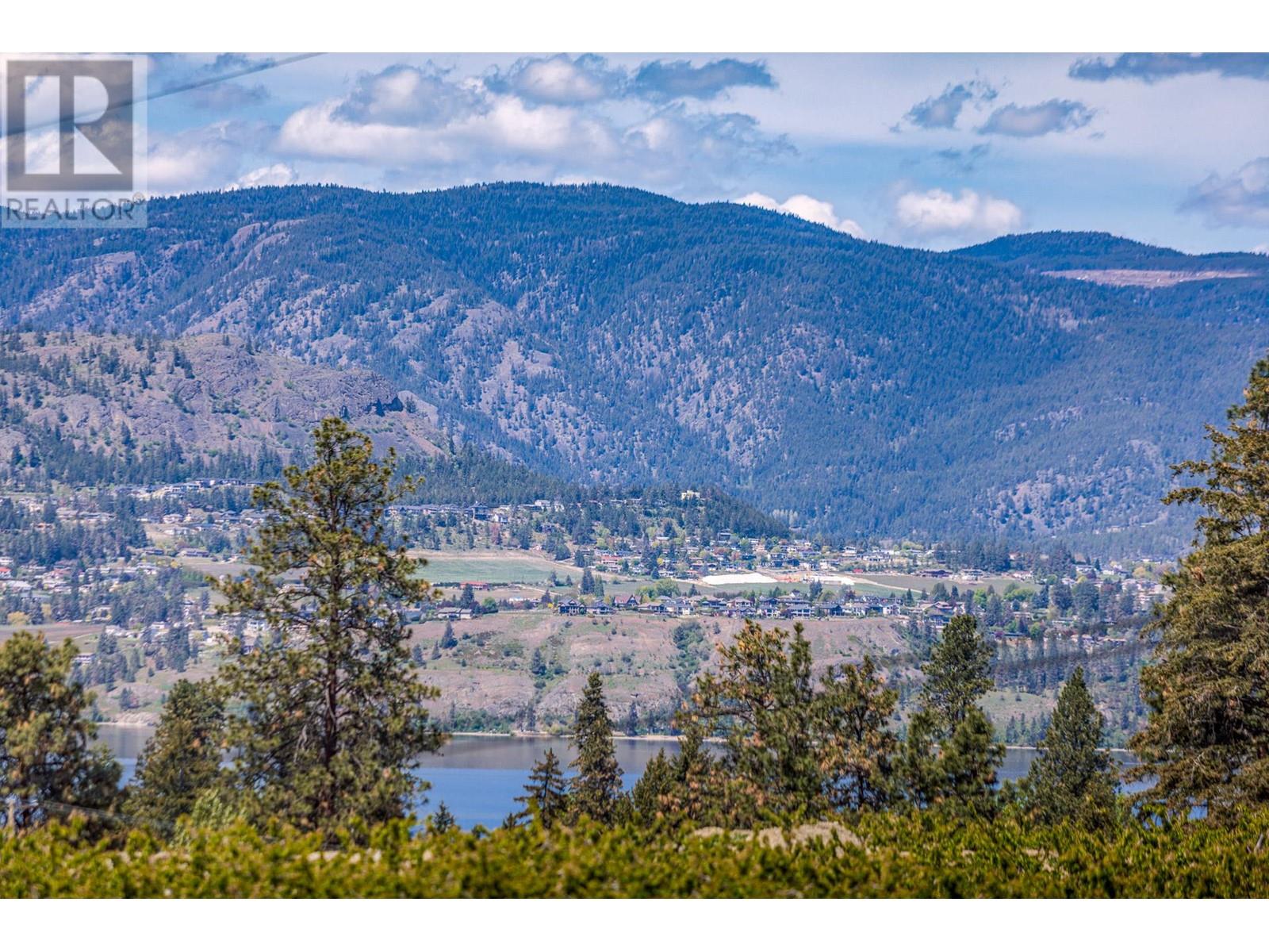  4729 Lakeshore Road, Kelowna