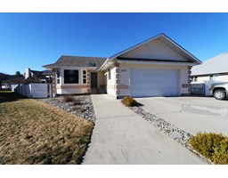 2275 SELKIRK PLACE, Grand Forks