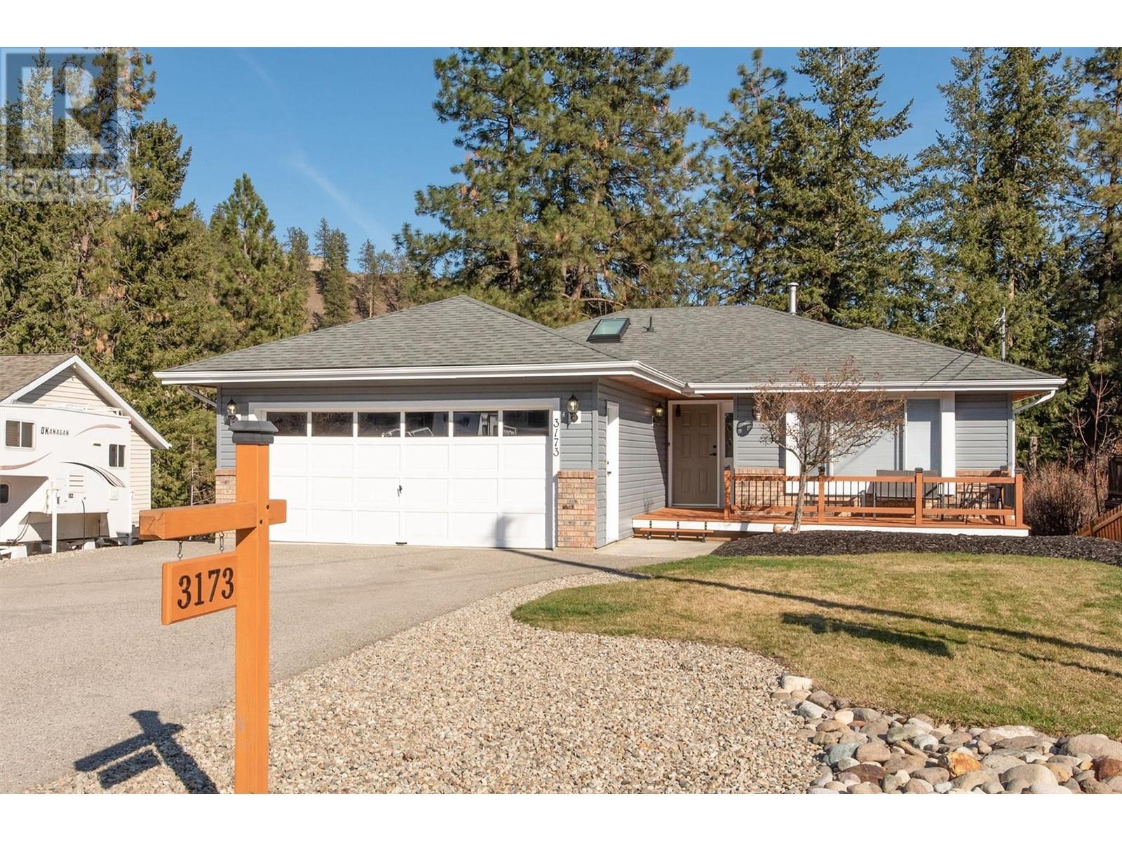  3173 Coventry Crescent, West Kelowna