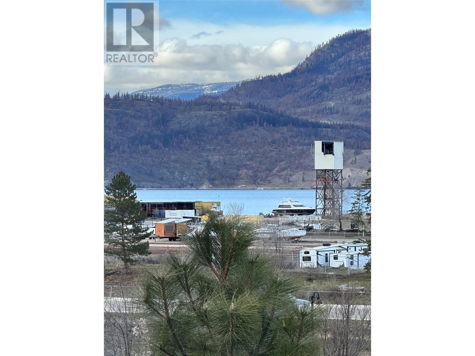 410 1089 Sunset Drive, Kelowna