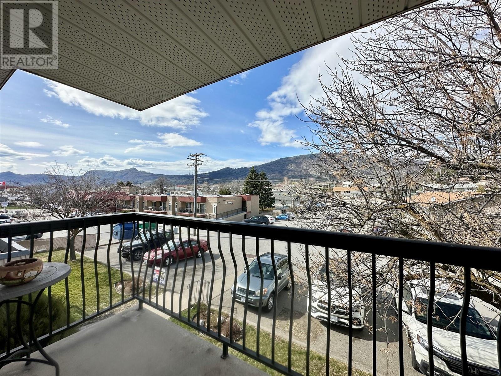 11 JONAGOLD Place Unit# 203, Osoyoos