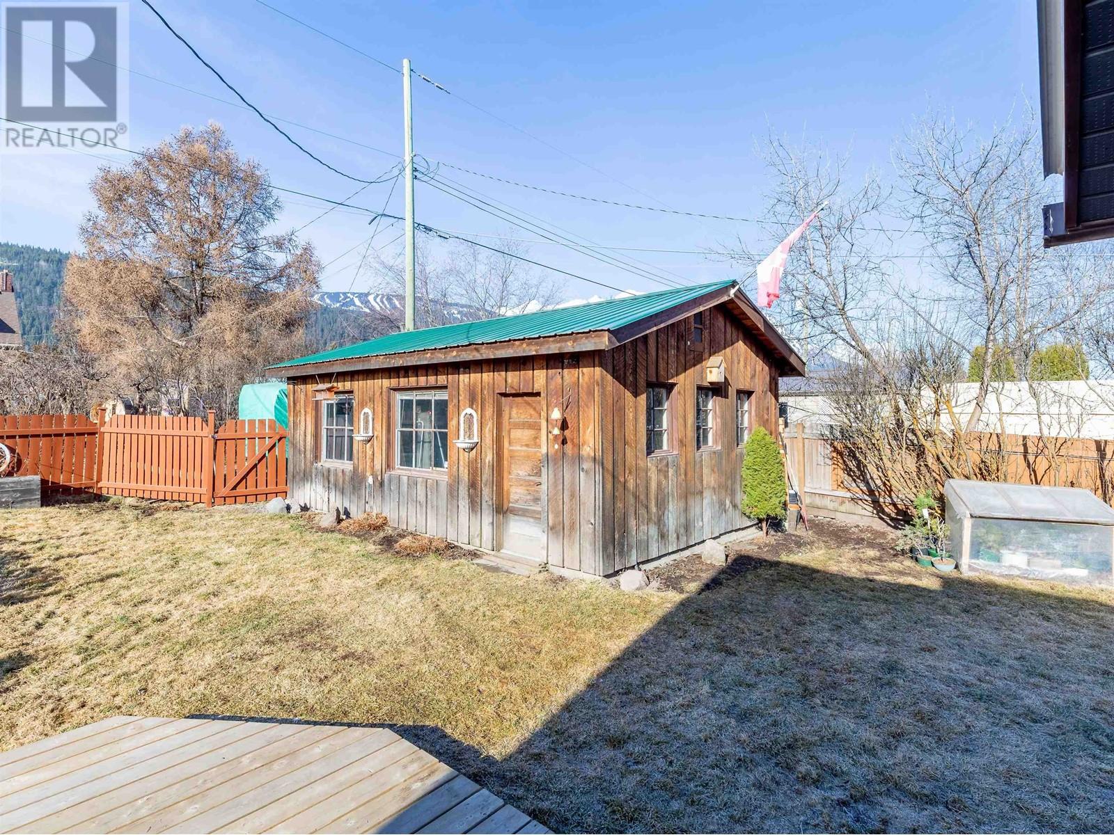 3907 2ND AVENUE, Smithers