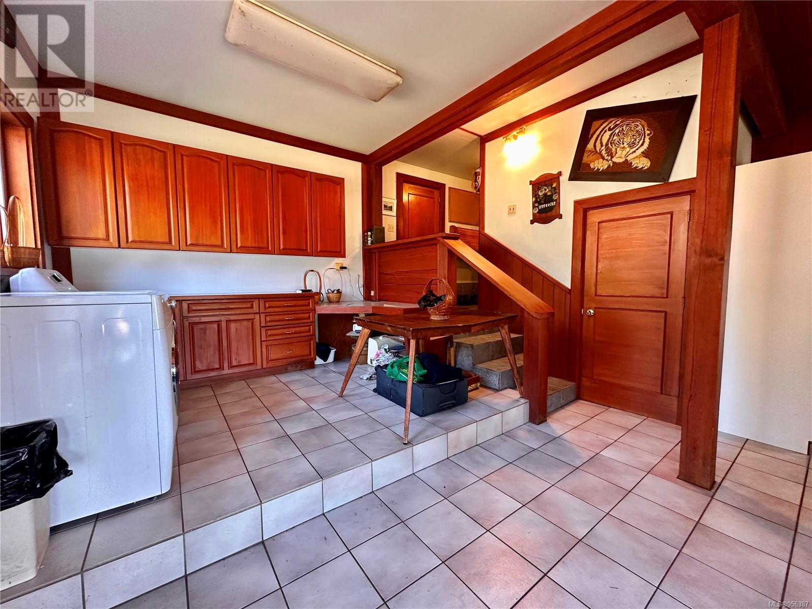 243 Cape Mudge Rd - 9