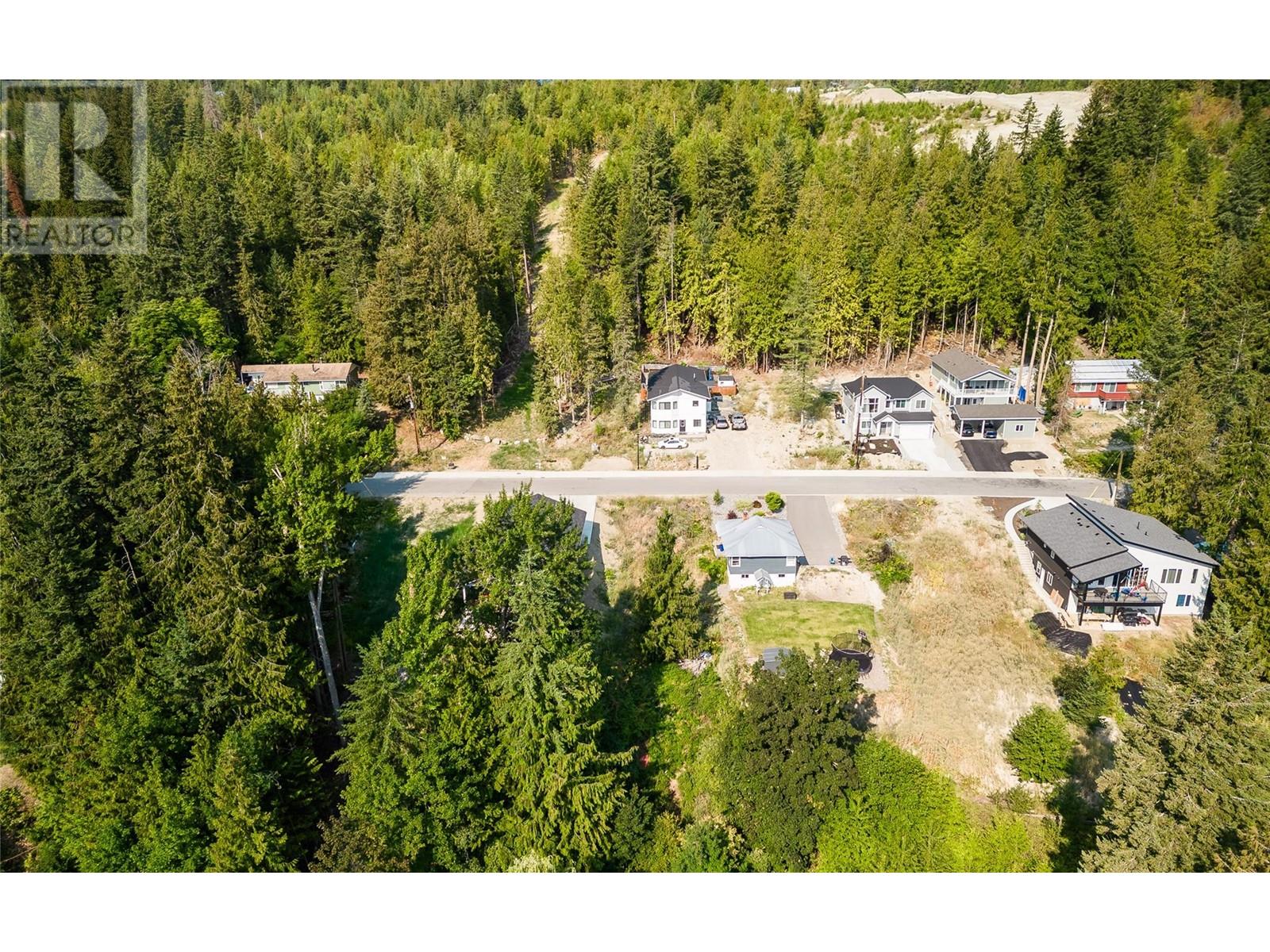  6780 46 Street, Salmon Arm