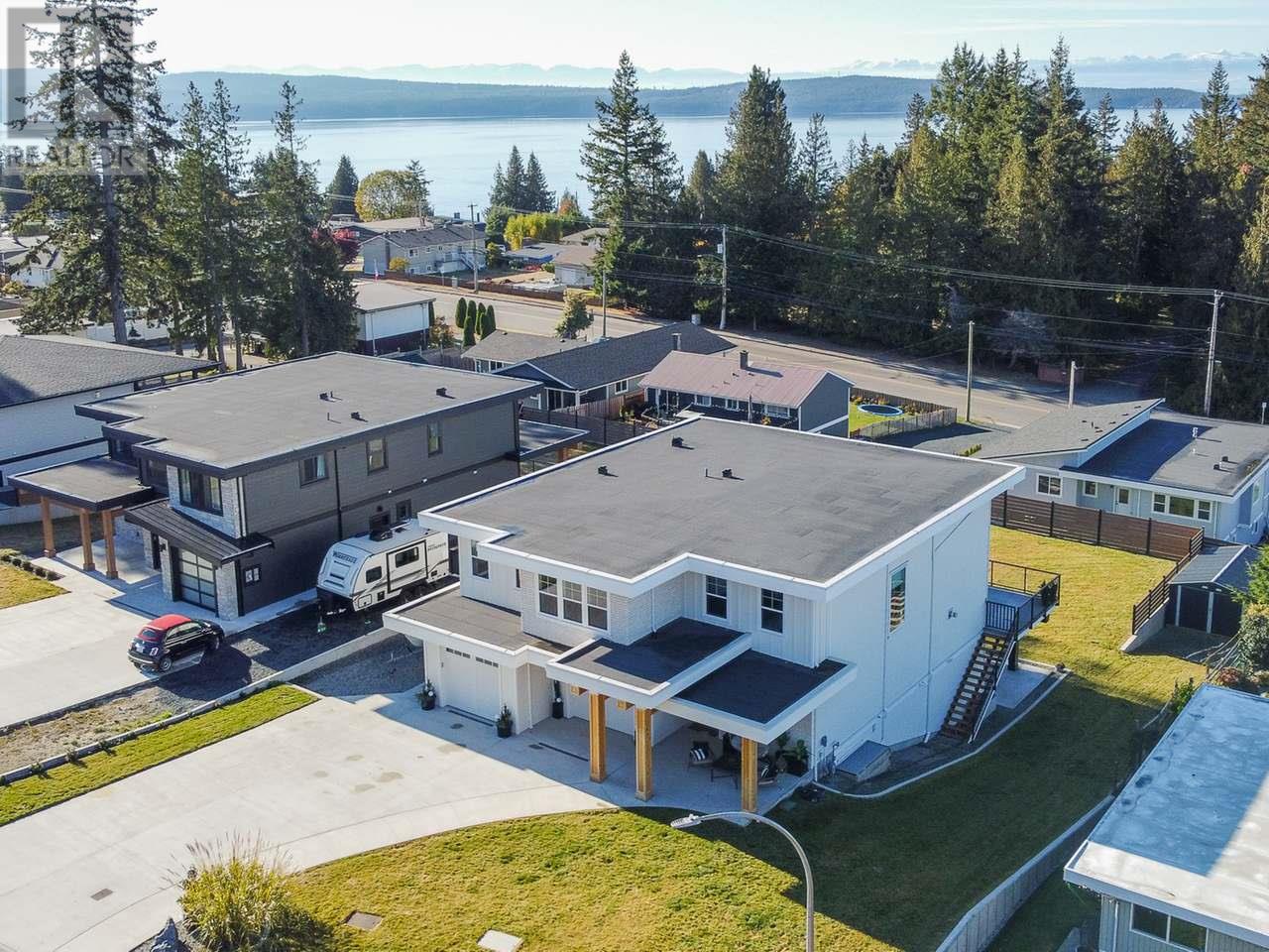 3551 SELKIRK AVE, Powell River