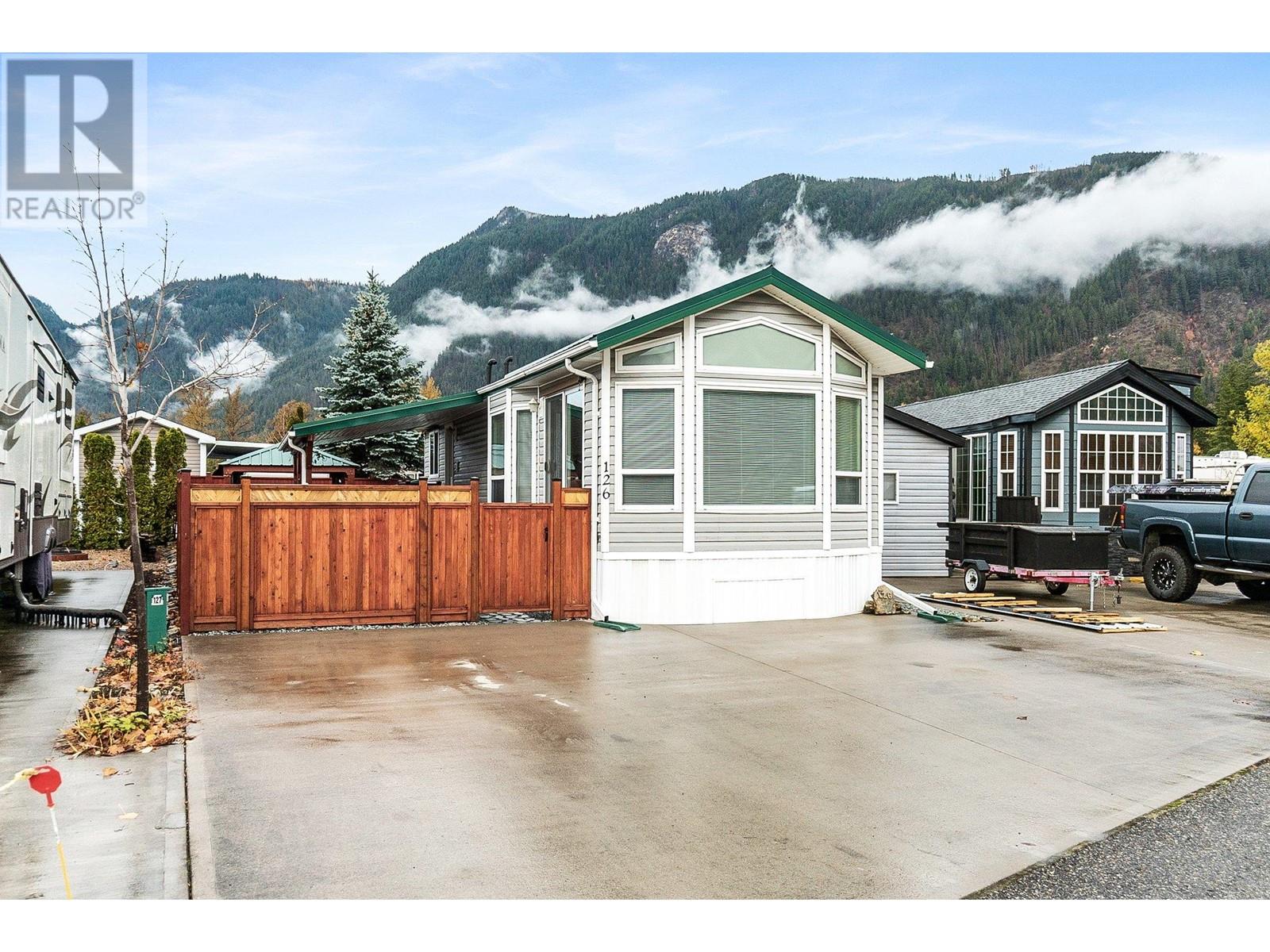 126 1383 Silver Sands Road, Sicamous