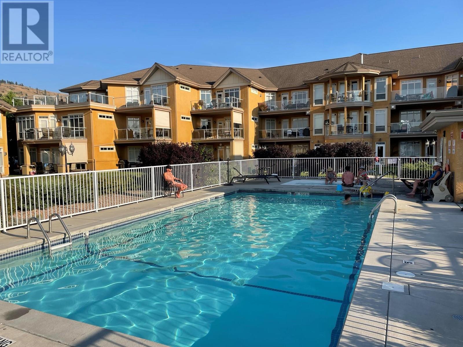 3570 Woodsdale Road Unit# 10, Lake Country