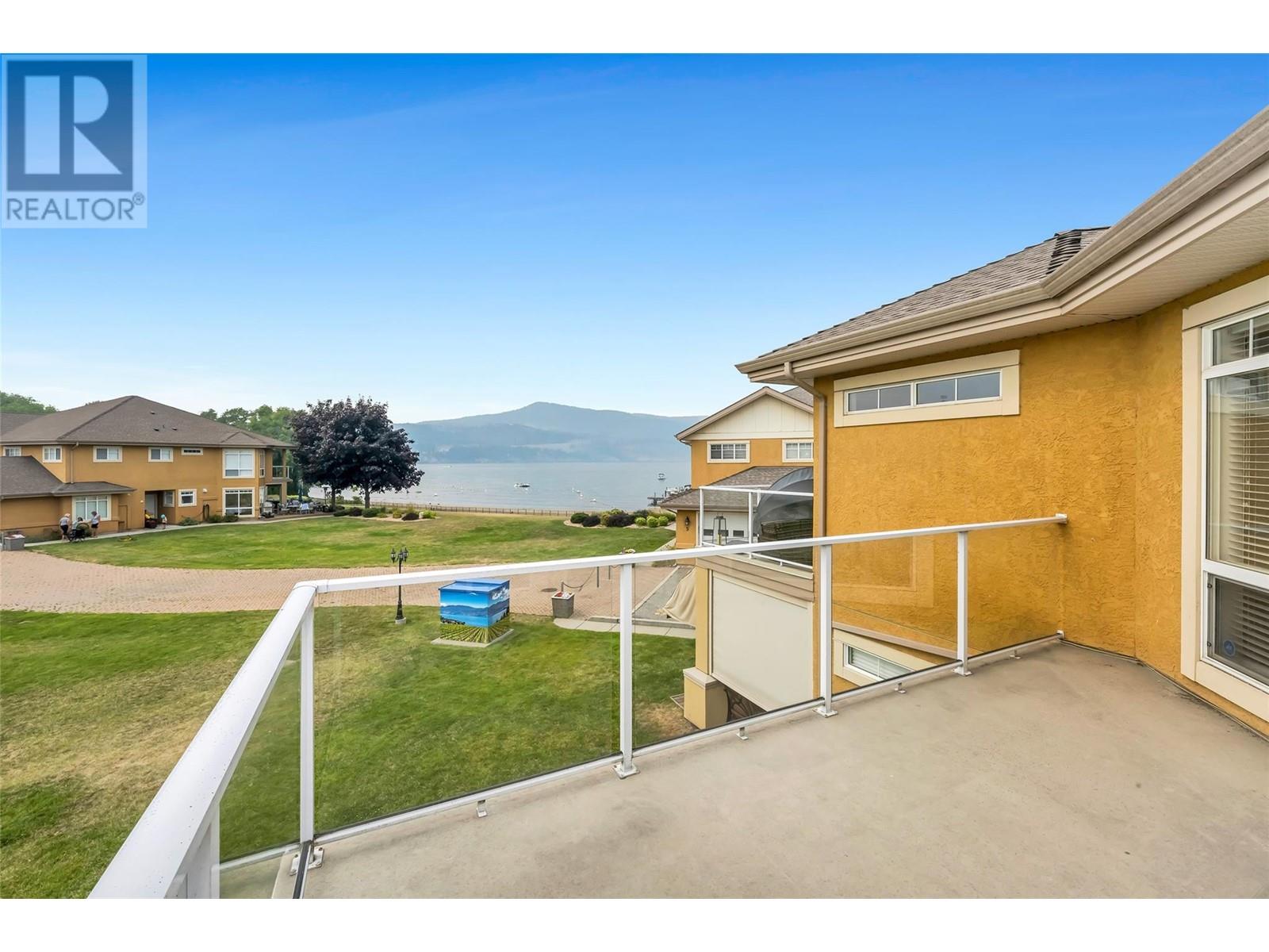 10 3570 Woodsdale Road, Lake Country