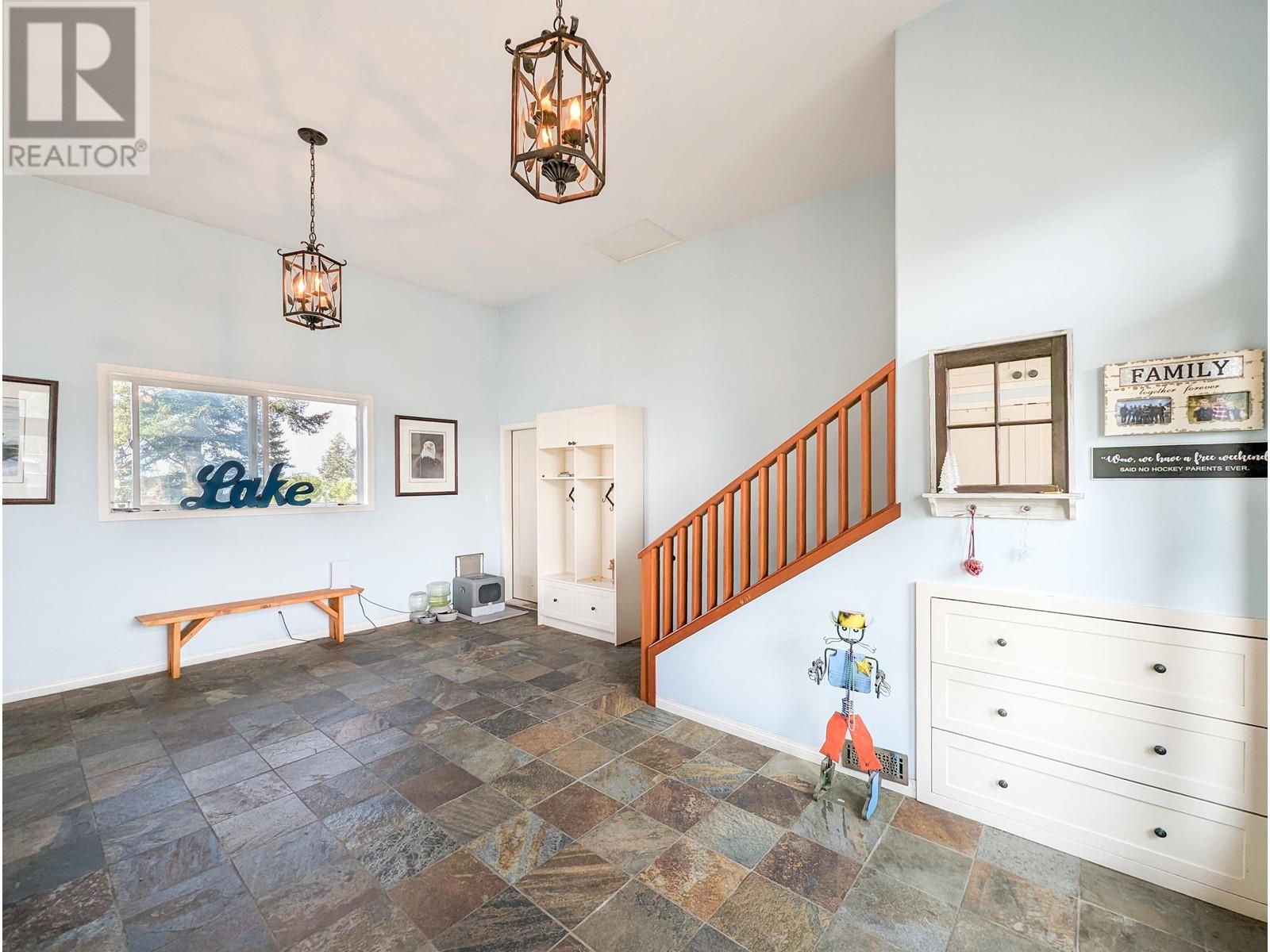 3920 TROUT DRIVE, Lac La Hache