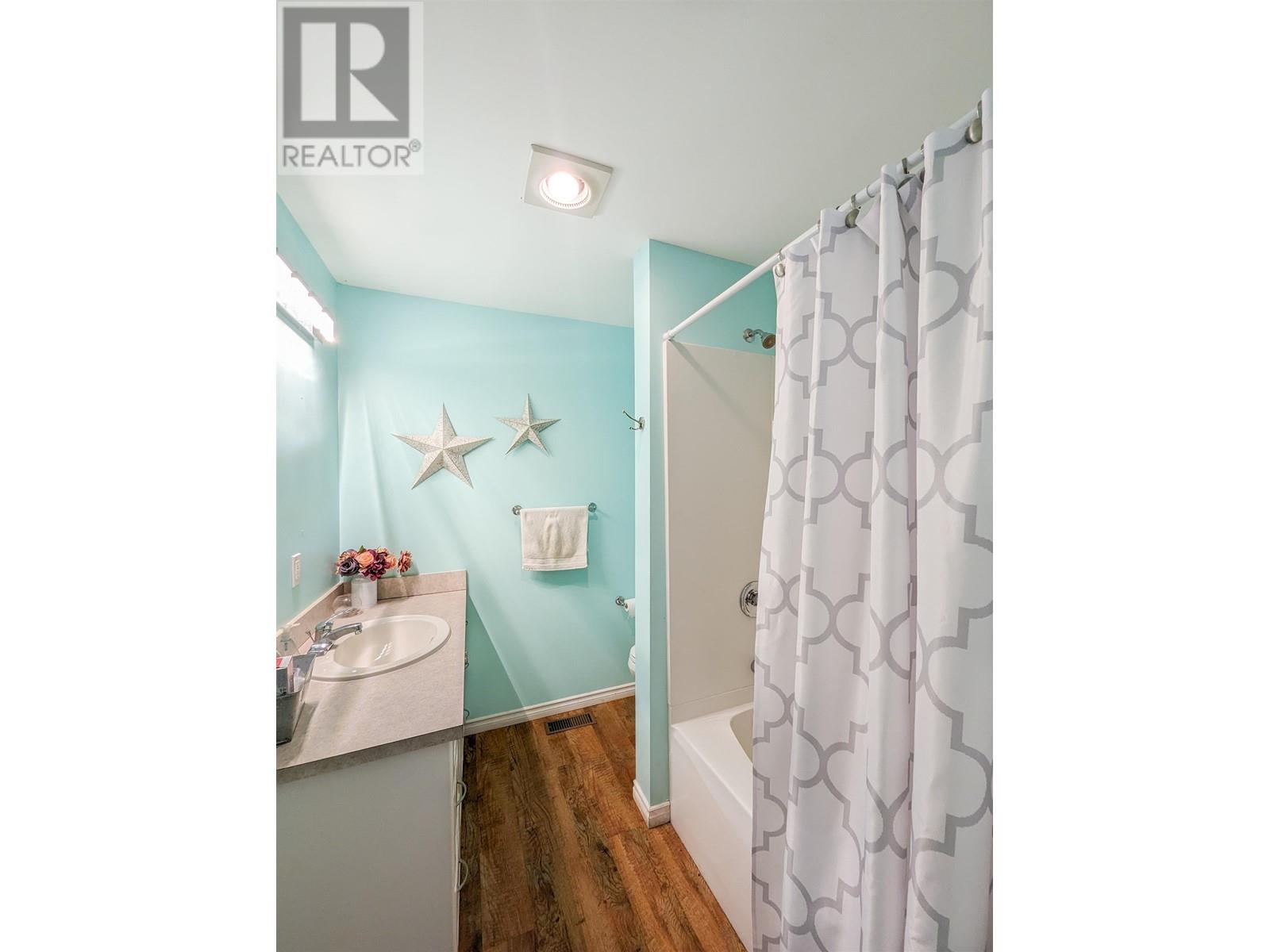 3920 TROUT DRIVE, Lac La Hache