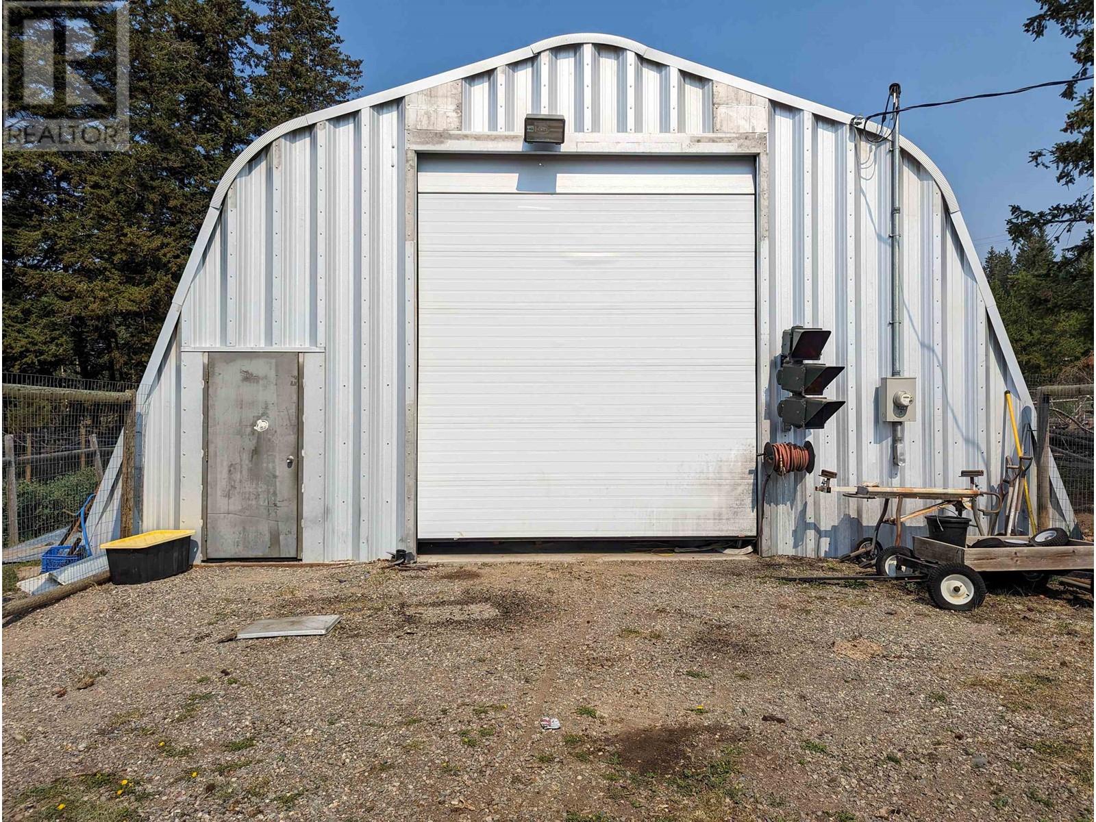 3920 TROUT DRIVE, Lac La Hache