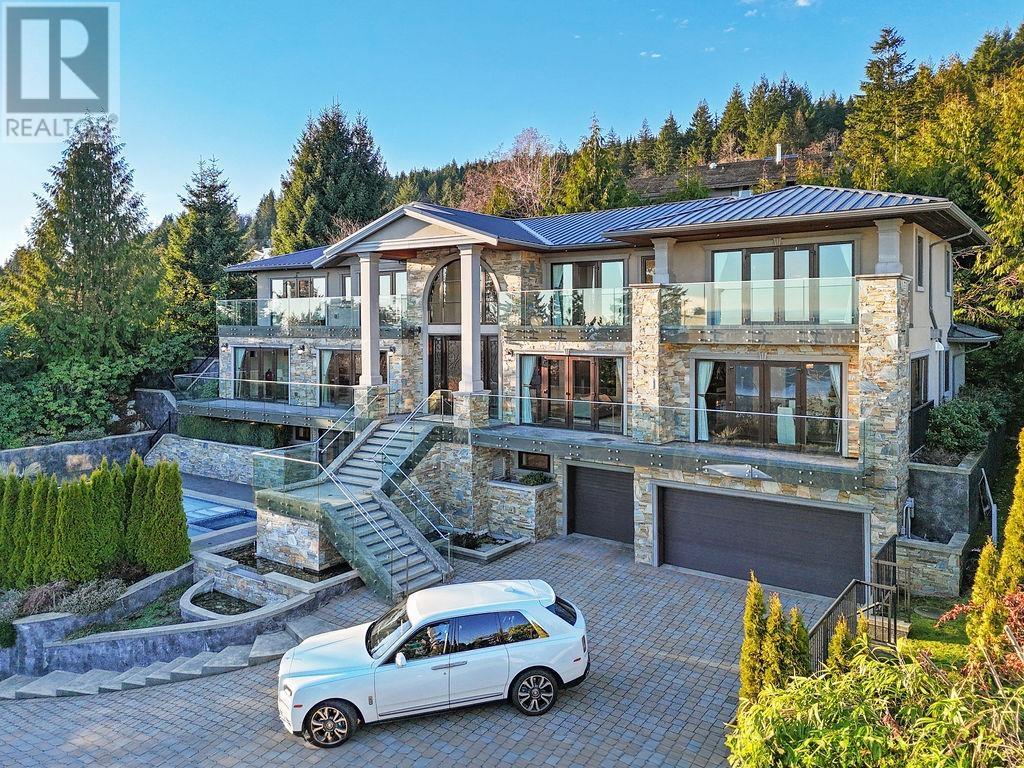1439 CHARTWELL DRIVE, West Vancouver