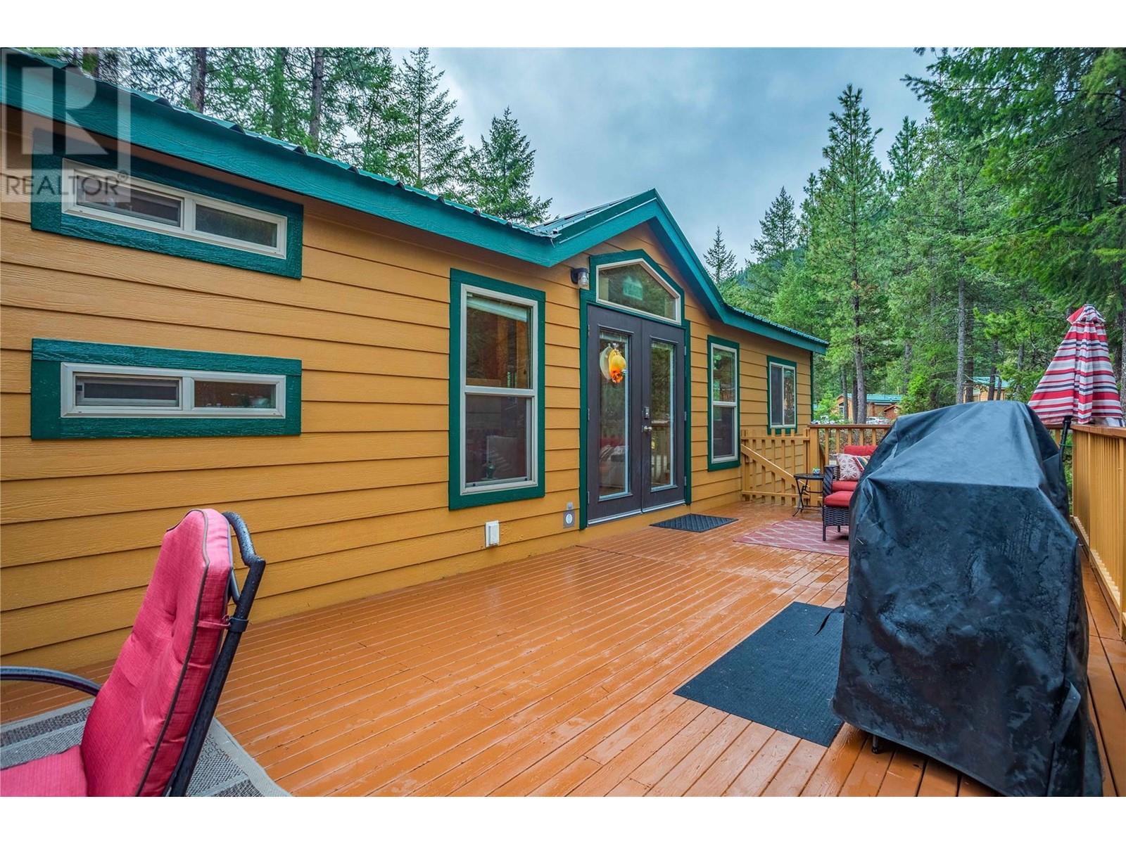 10 4835 Paradise Valley Drive, Peachland