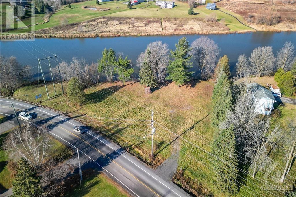 880 St Isidore Road, Casselman