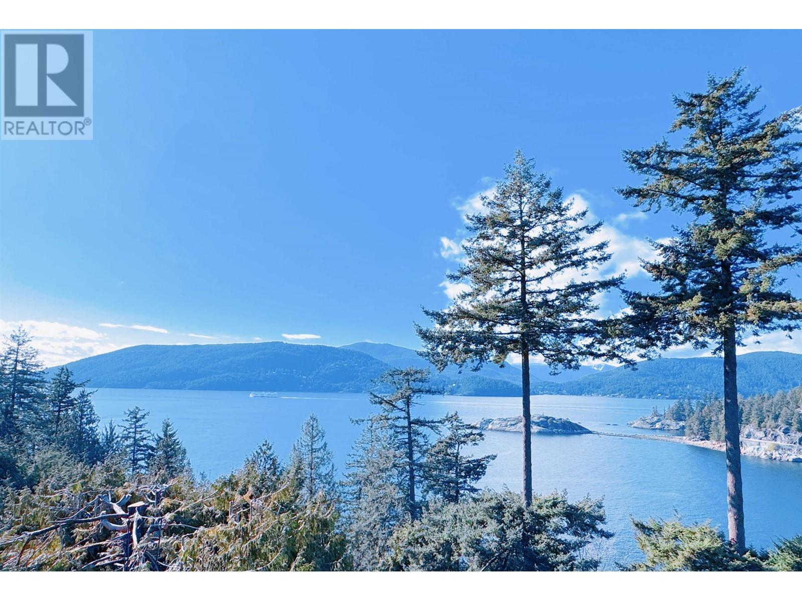 6177 NELSON AVENUE, West Vancouver