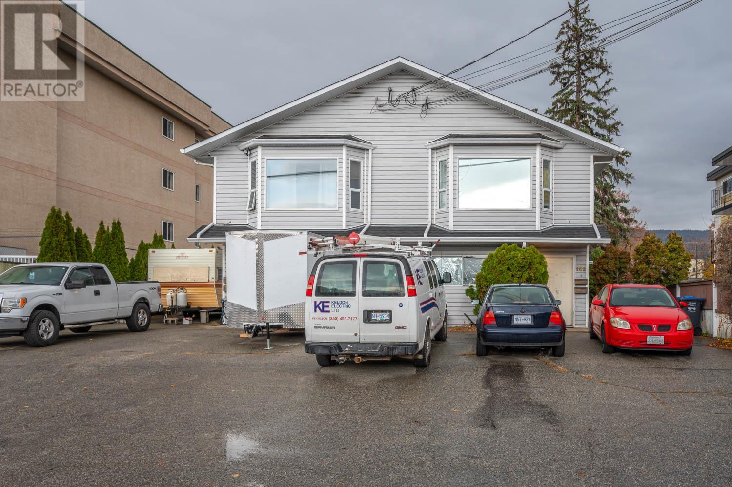 102 874 Weyburn Street, Penticton