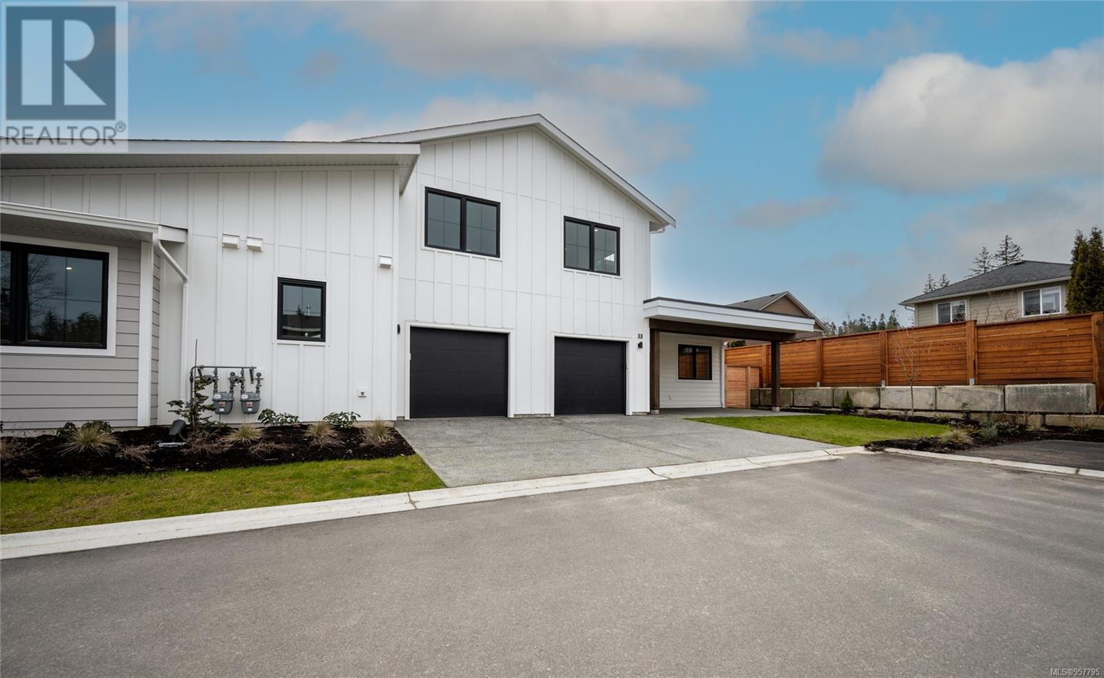 33 1090 Evergreen Rd, Campbell River