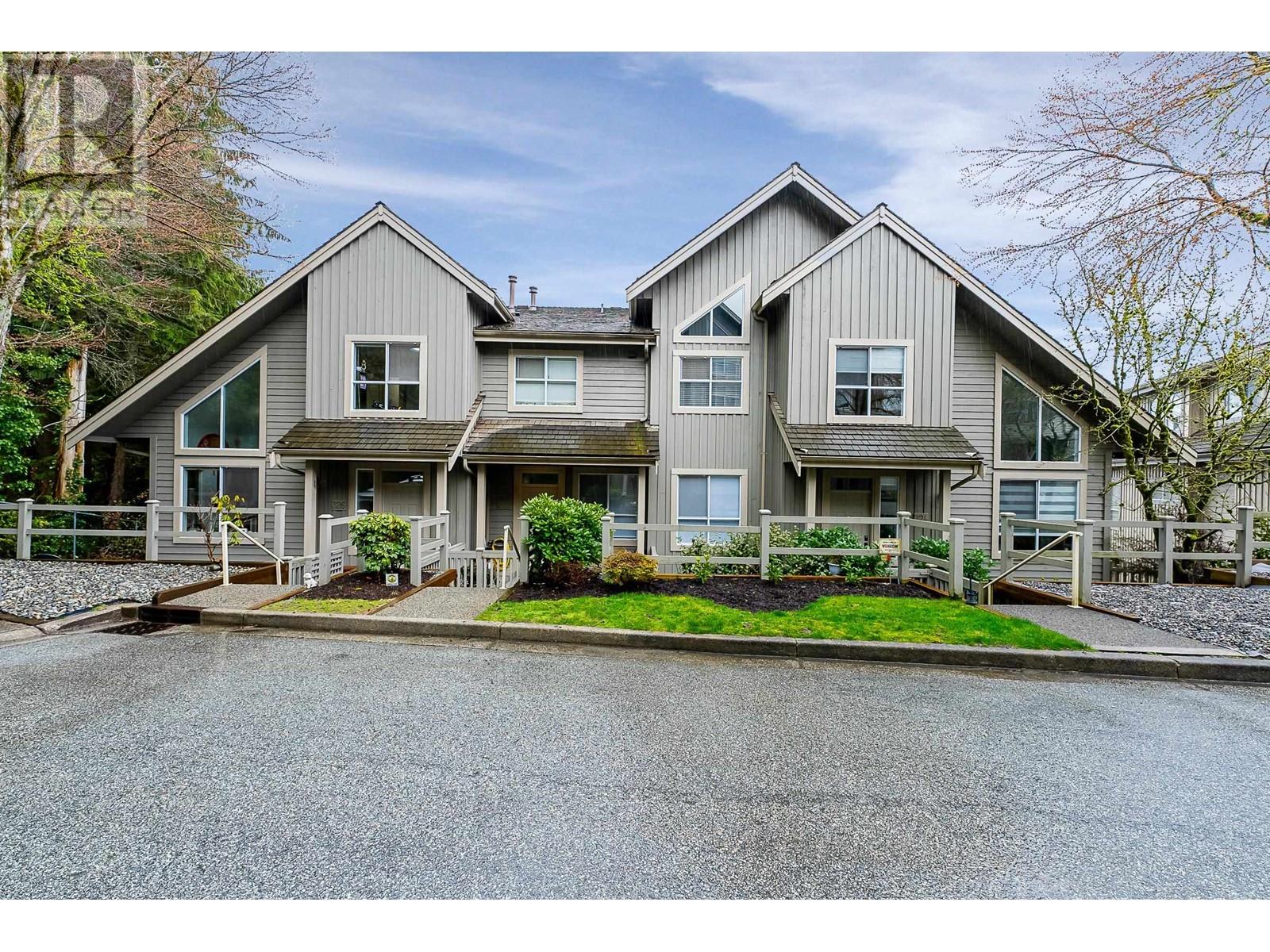 326 1465 Parkway Boulevard, Coquitlam