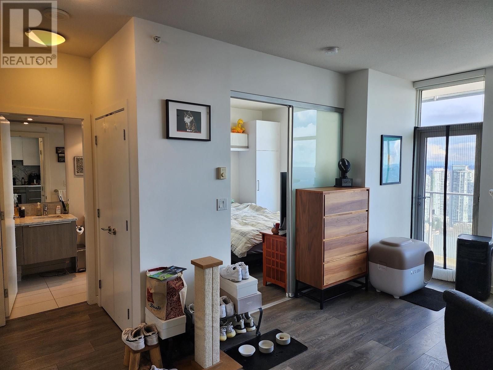 5803 6461 TELFORD AVENUE, Burnaby real estate listing R2862673