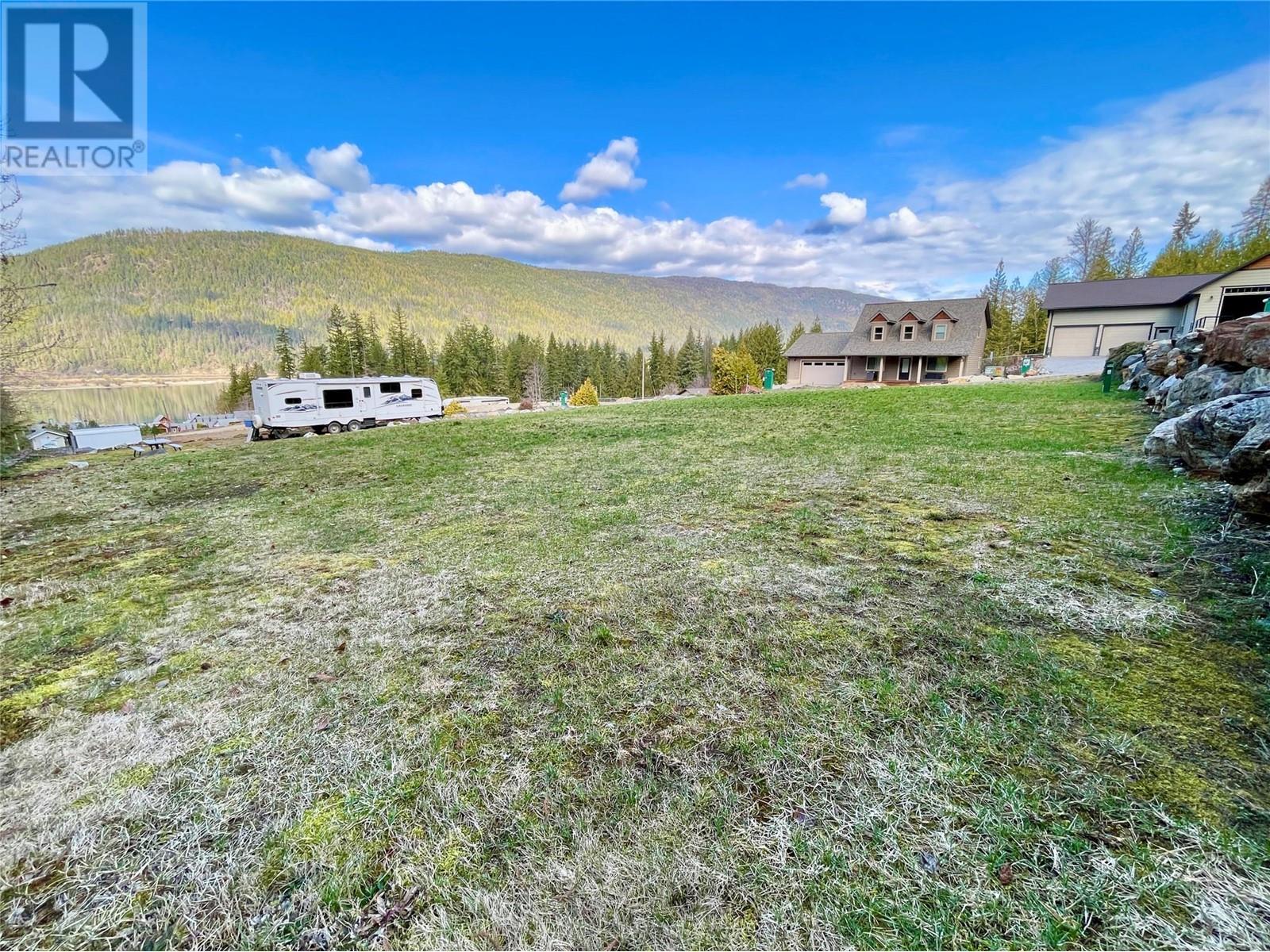 4 8253 Highway 97A Other, Mara