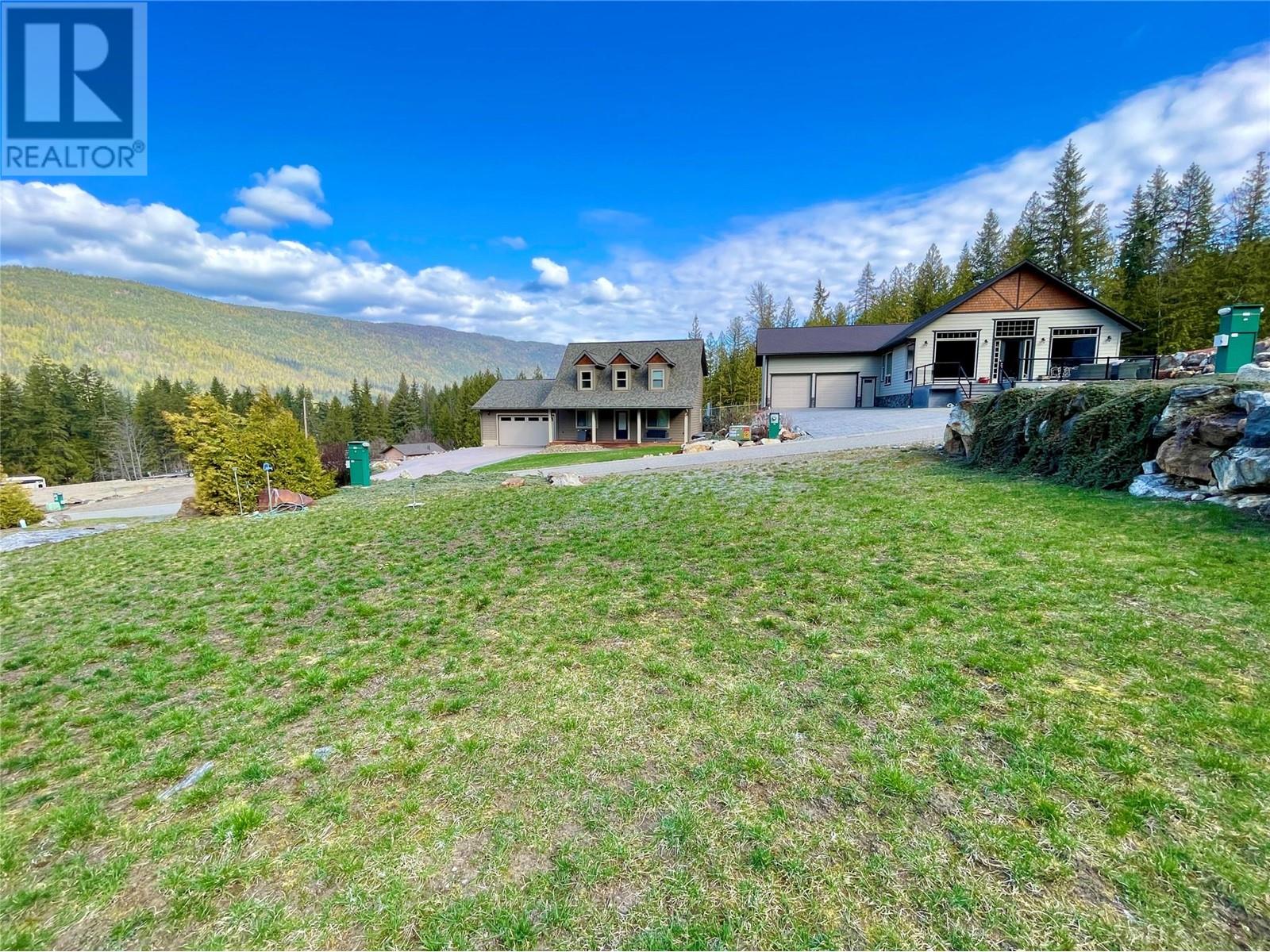 4 8253 Highway 97A Other, Mara