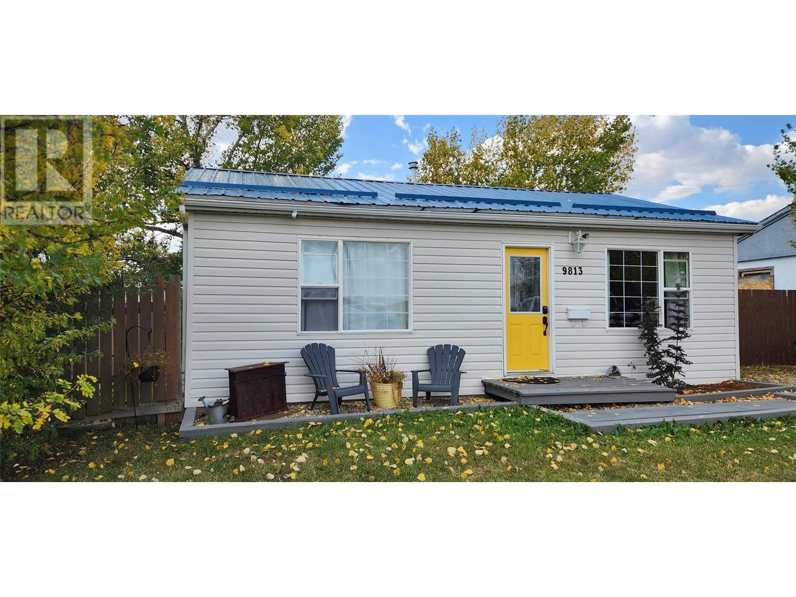 2 Bedroom Residential Home For Sale | 9813 2 Street | Dawson Creek | V1G3K9
