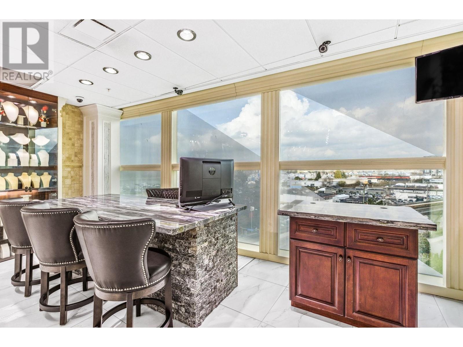 5230 4000 NO. 3 ROAD, Richmond