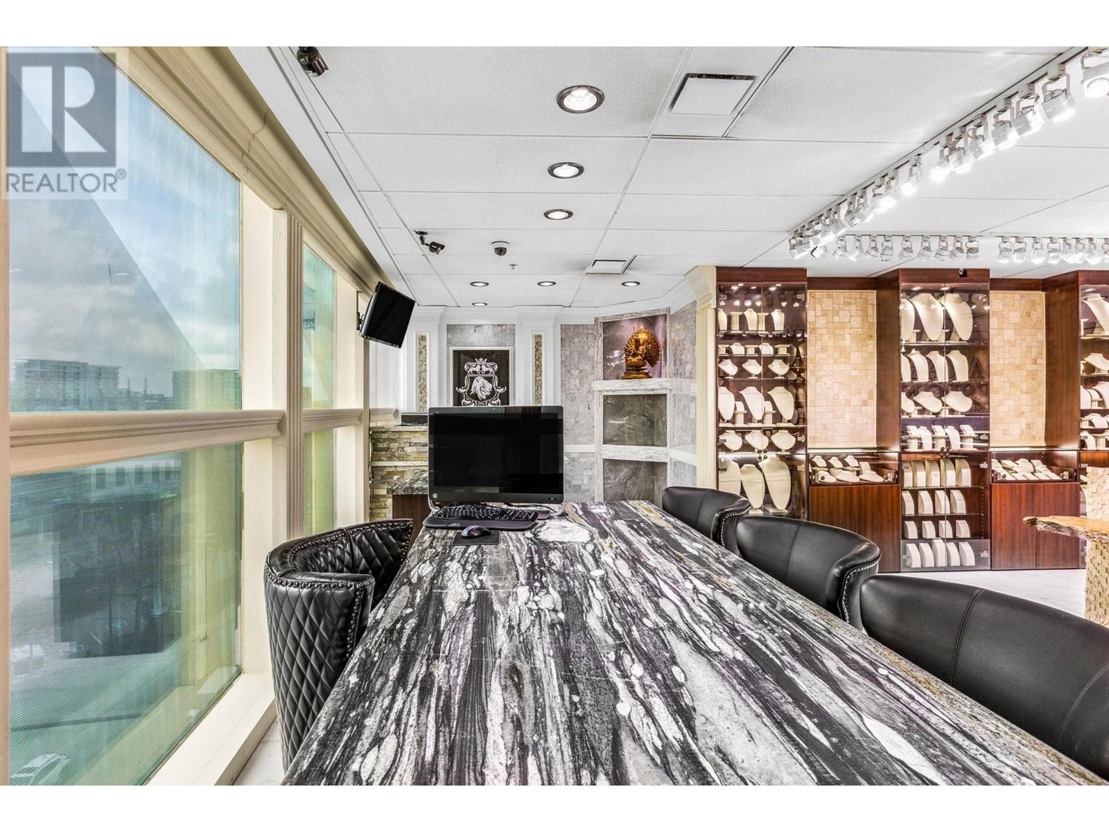 5230 4000 NO. 3 ROAD, Richmond