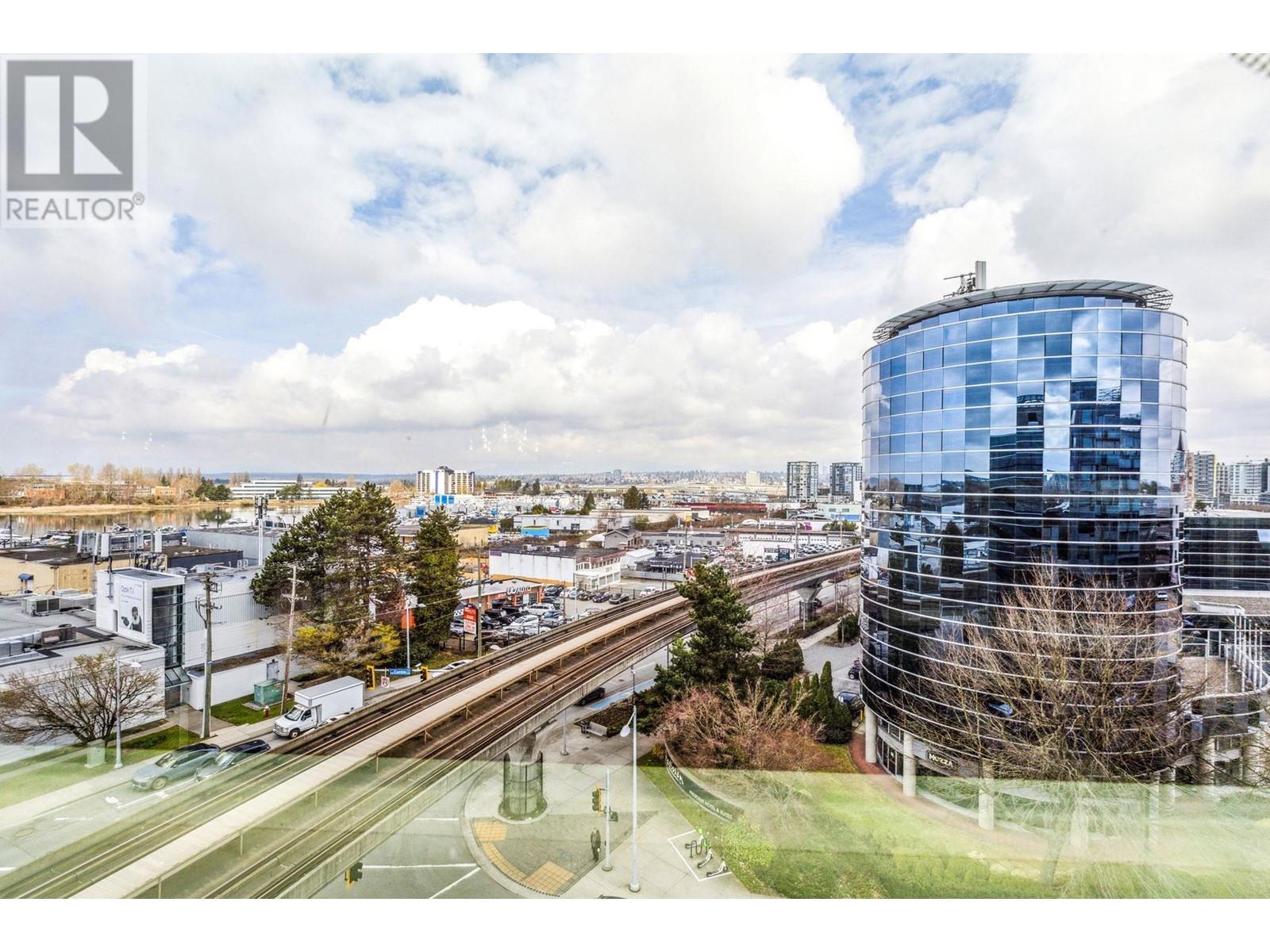 5230 4000 NO. 3 ROAD, Richmond