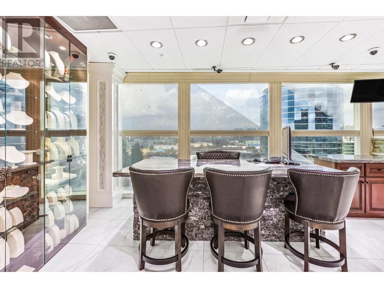 5230 4000 NO. 3 ROAD, Richmond