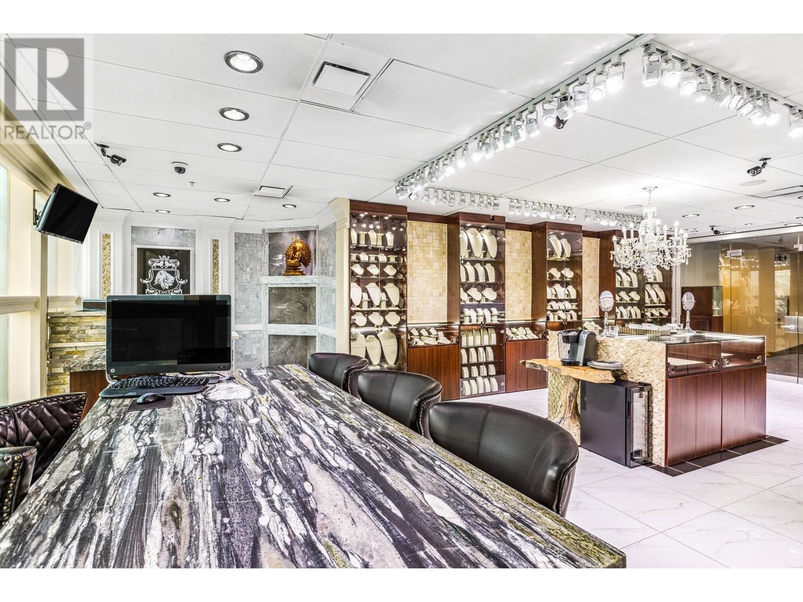 5230 4000 NO. 3 ROAD, Richmond