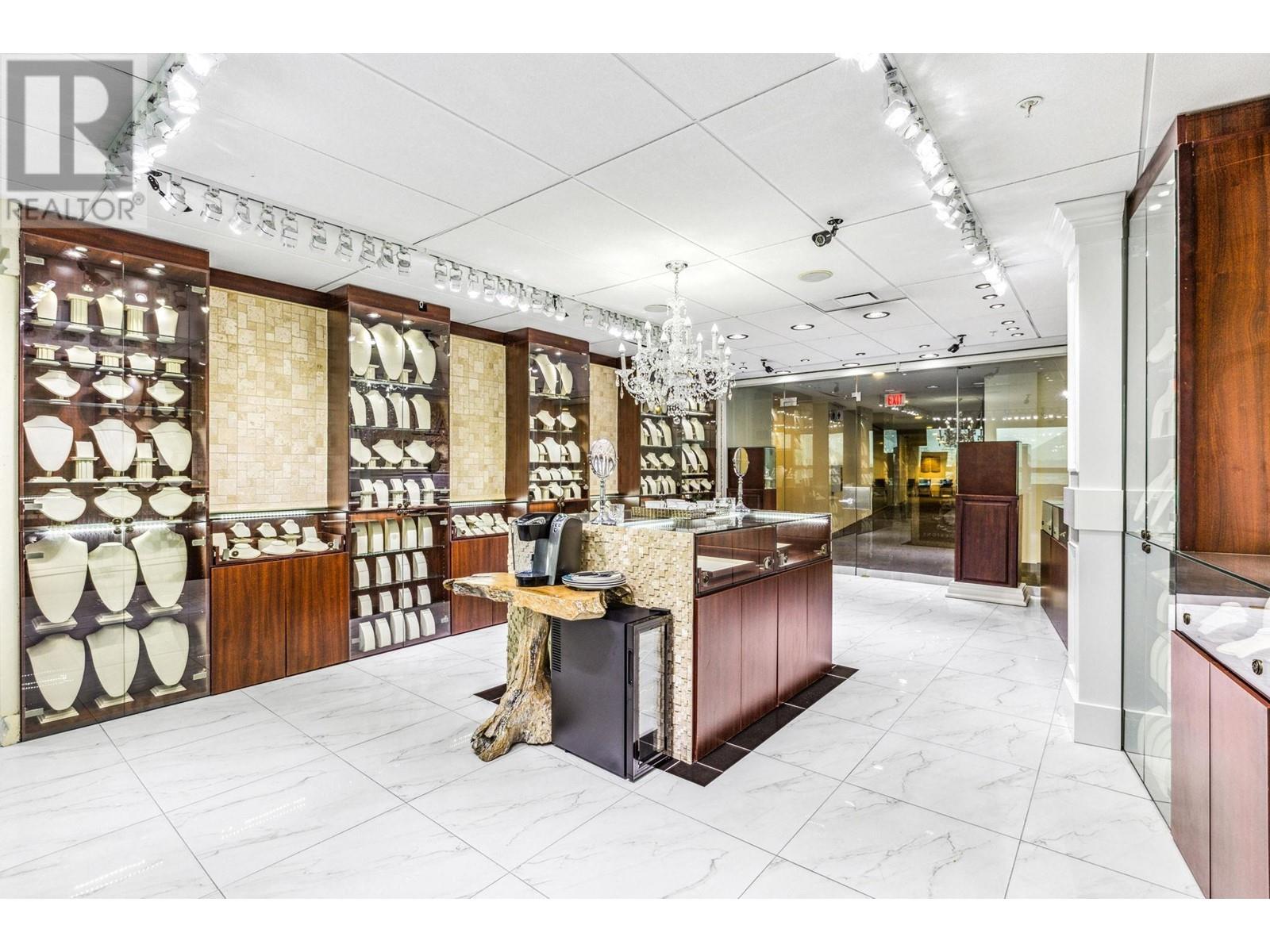 5230 4000 NO. 3 ROAD, Richmond