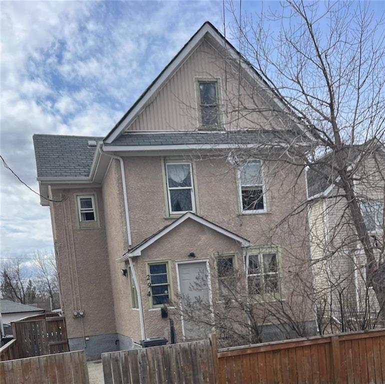 3 Bedroom Duplex For Sale | 294 Charles Street | Winnipeg | R2W4B1