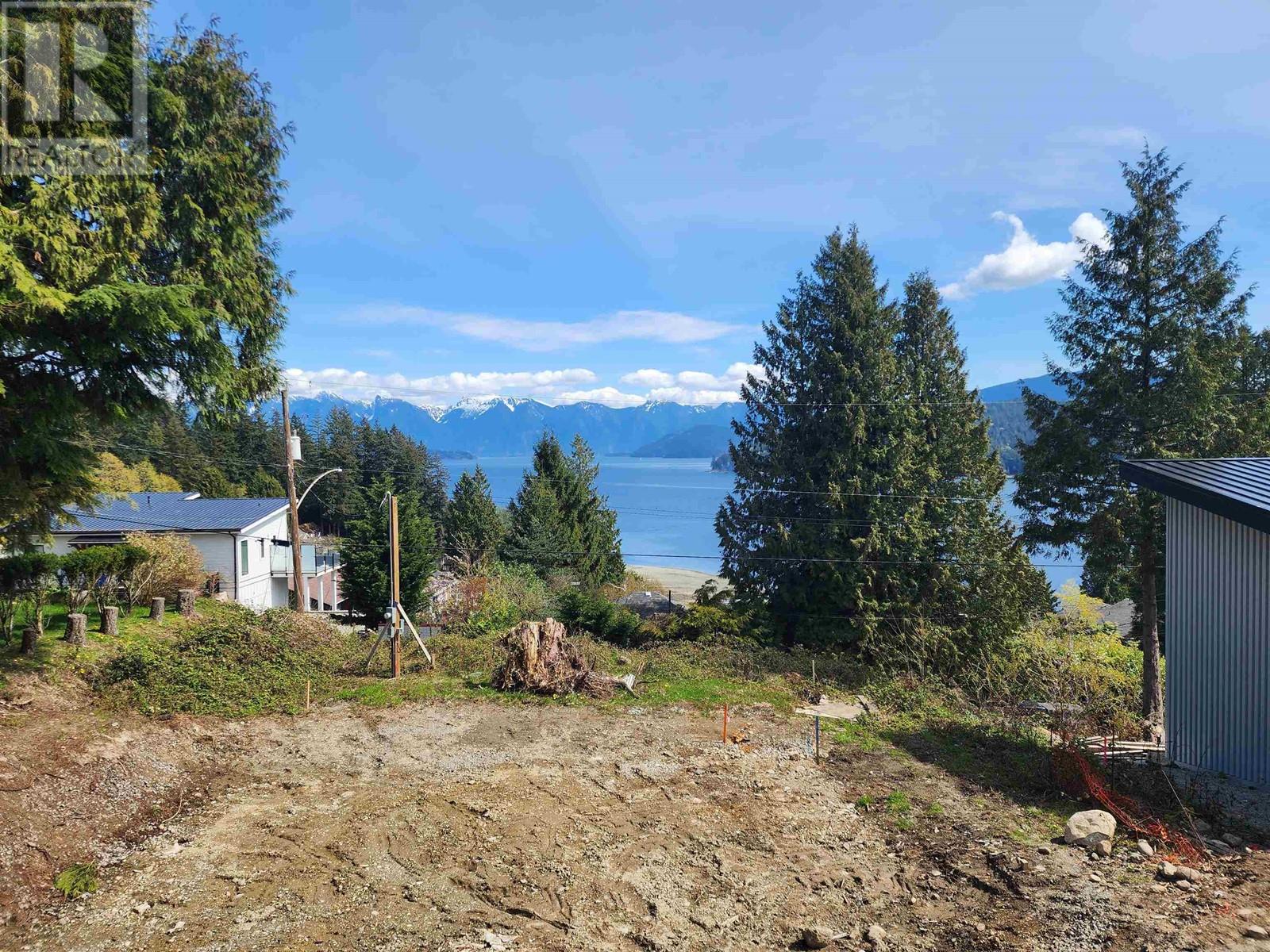 813 FISHER ROAD, Gibsons