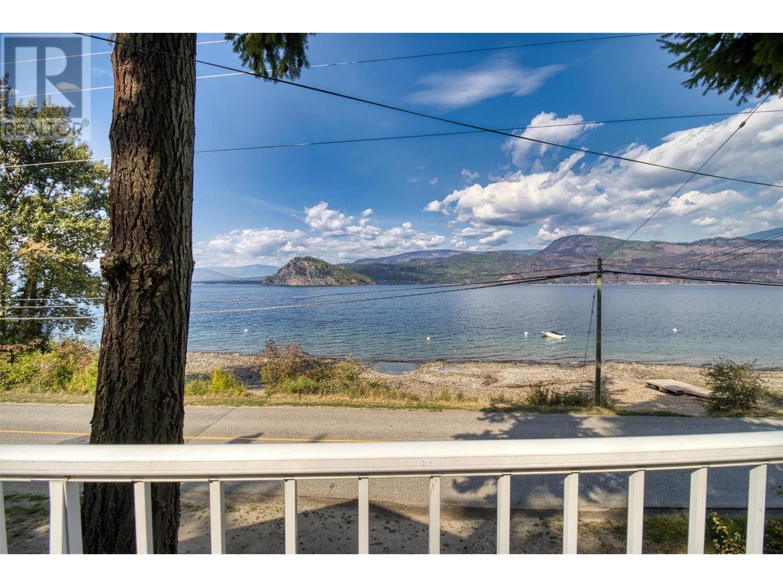  2534 Eagle Bay Road, Blind Bay