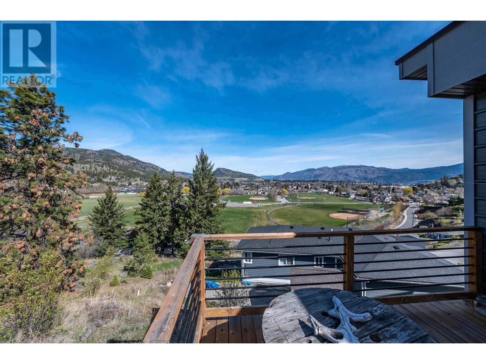 116 10903 DALE MEADOWS Road, Summerland