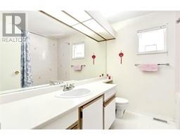 2714 Mara Drive, Coquitlam, BC V3C5R9 Photo 24
