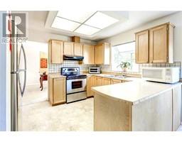 2714 Mara Drive, Coquitlam, BC V3C5R9 Photo 16