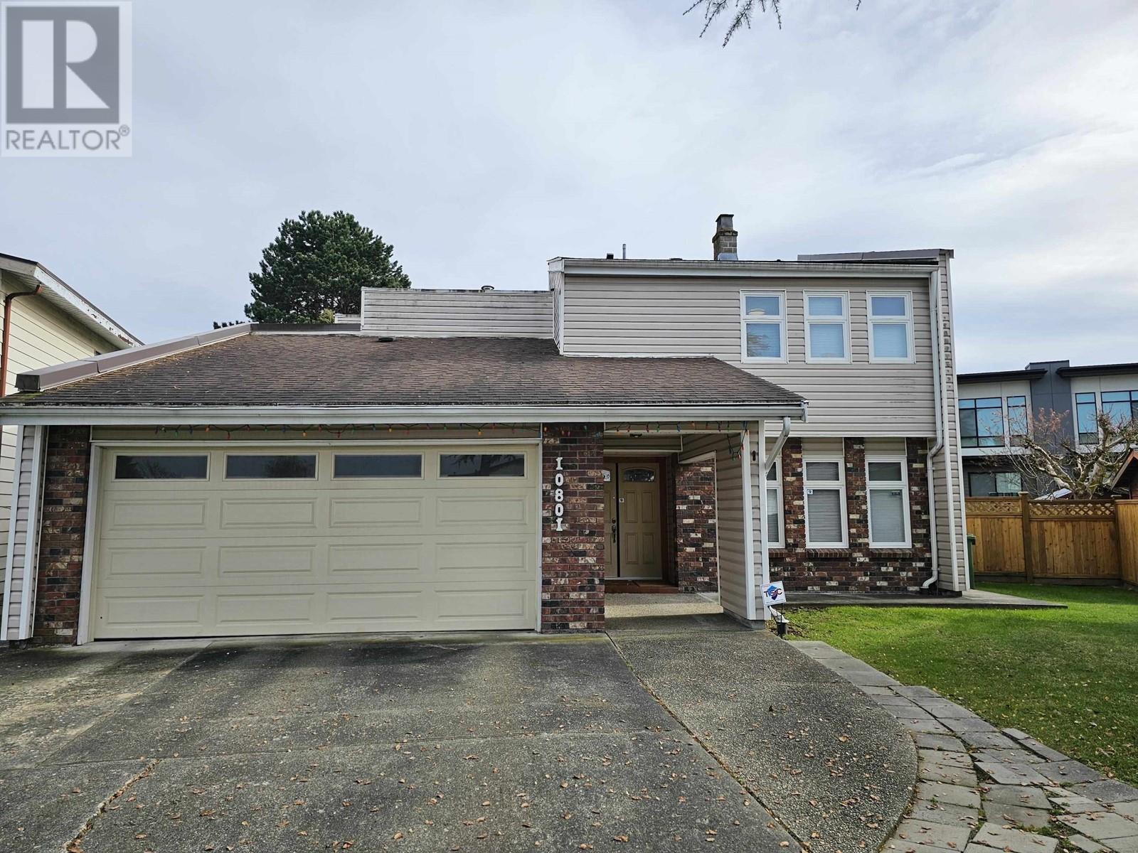 10801 Hollymount Drive, Richmond