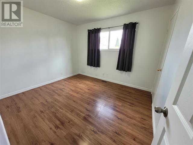 Photo 10 of 834 Ewert Street, Prince George BC