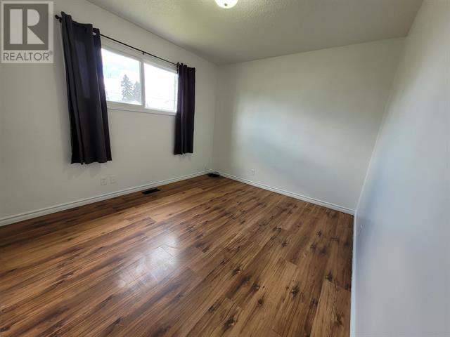 Photo 9 of 834 Ewert Street, Prince George BC