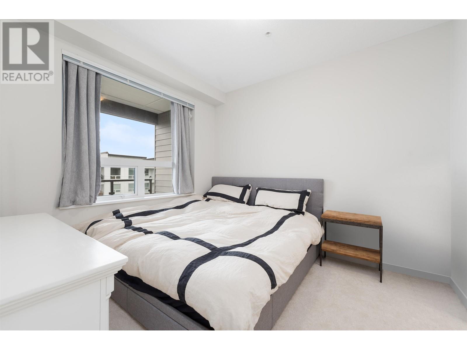 #514-9213 ODLIN Road, Richmond