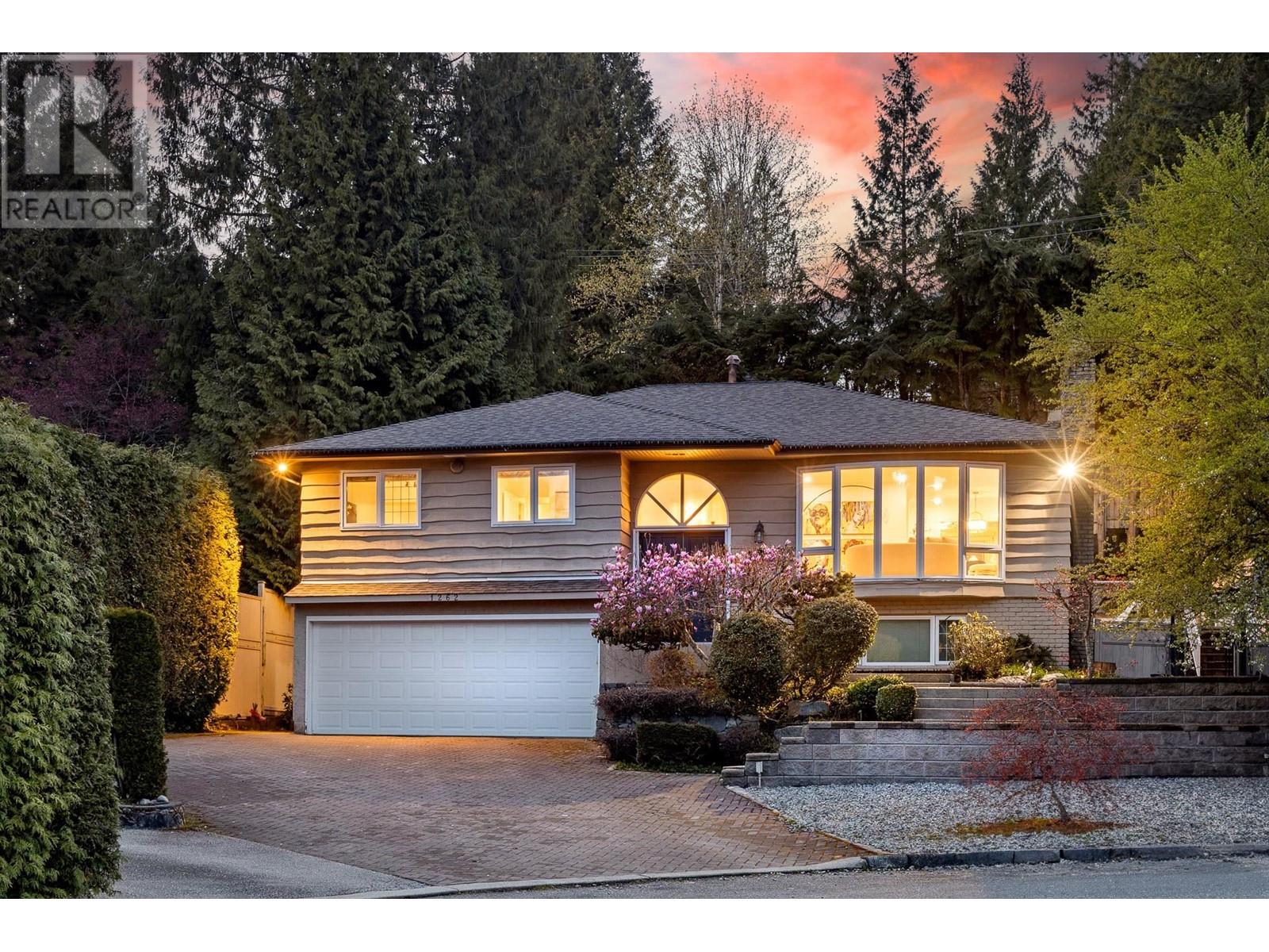 1262 BRACKNELL PLACE, North Vancouver
