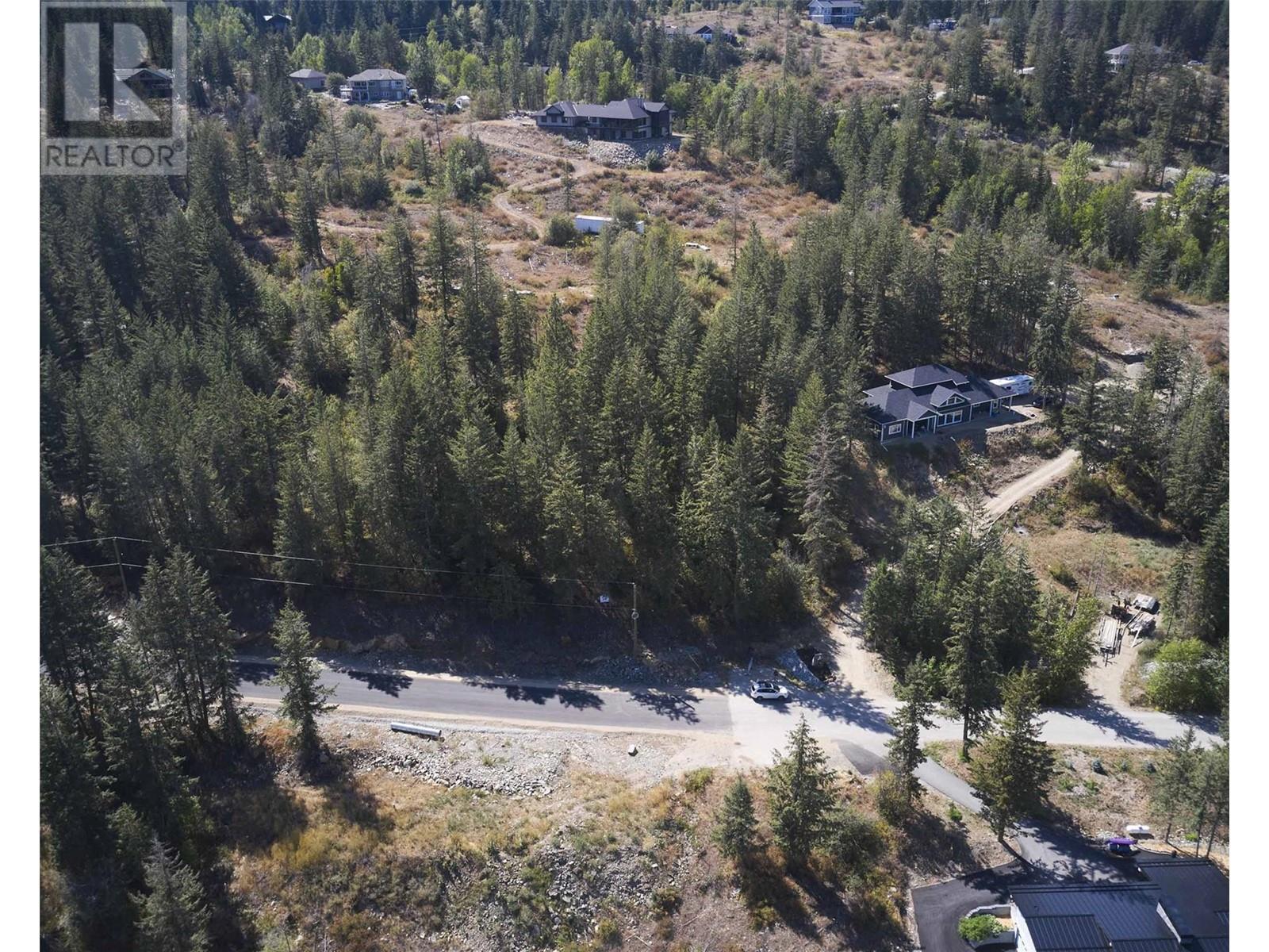  207 Crooked Pine Road, Enderby