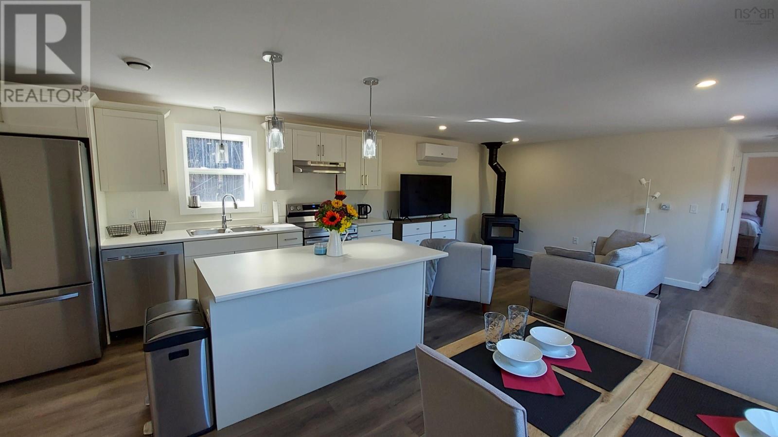 65 Starling Lane, Cleveland